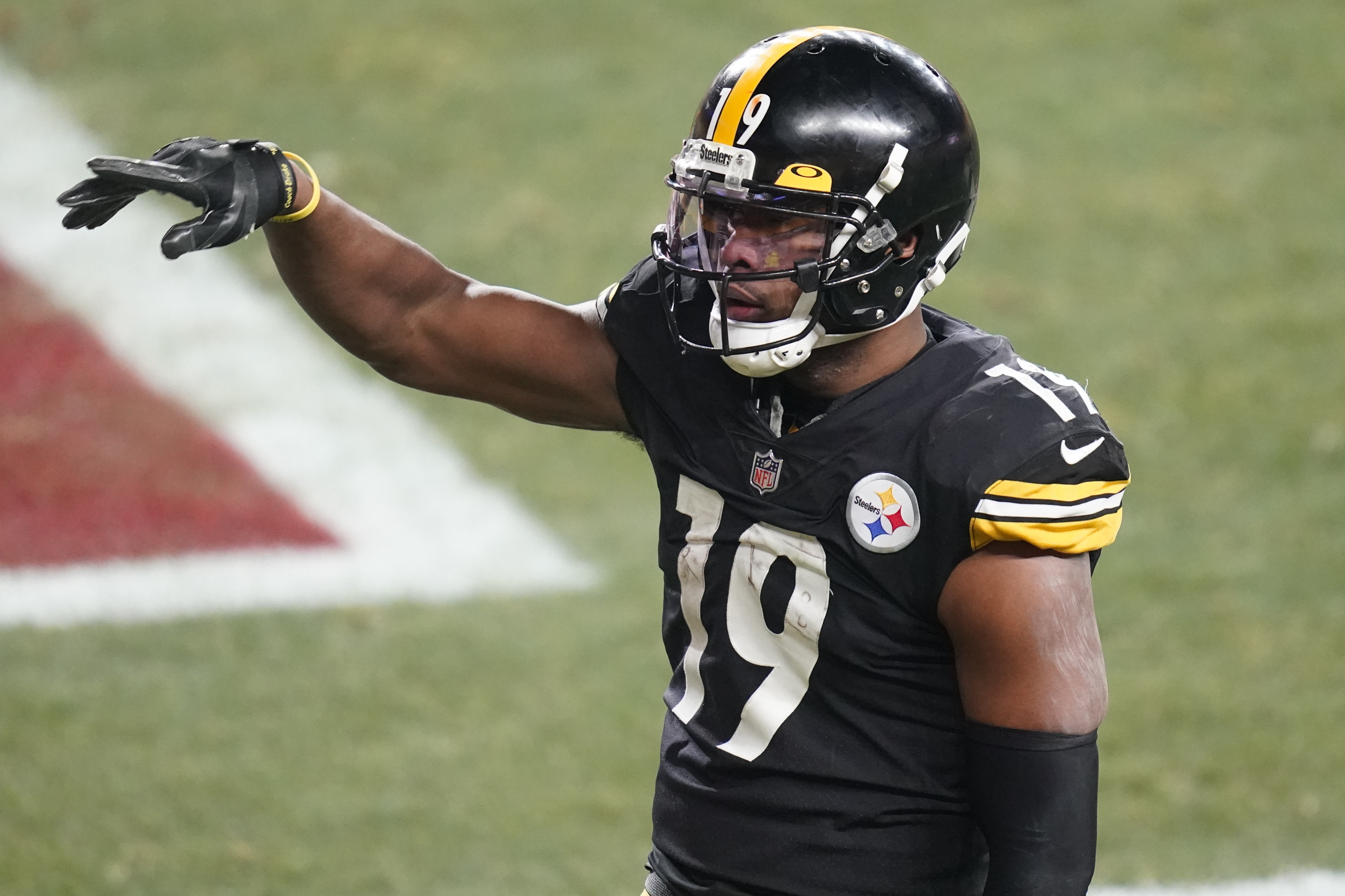 3 Cards to Watch as JuJu Smith-Schuster Heads to Kansas City