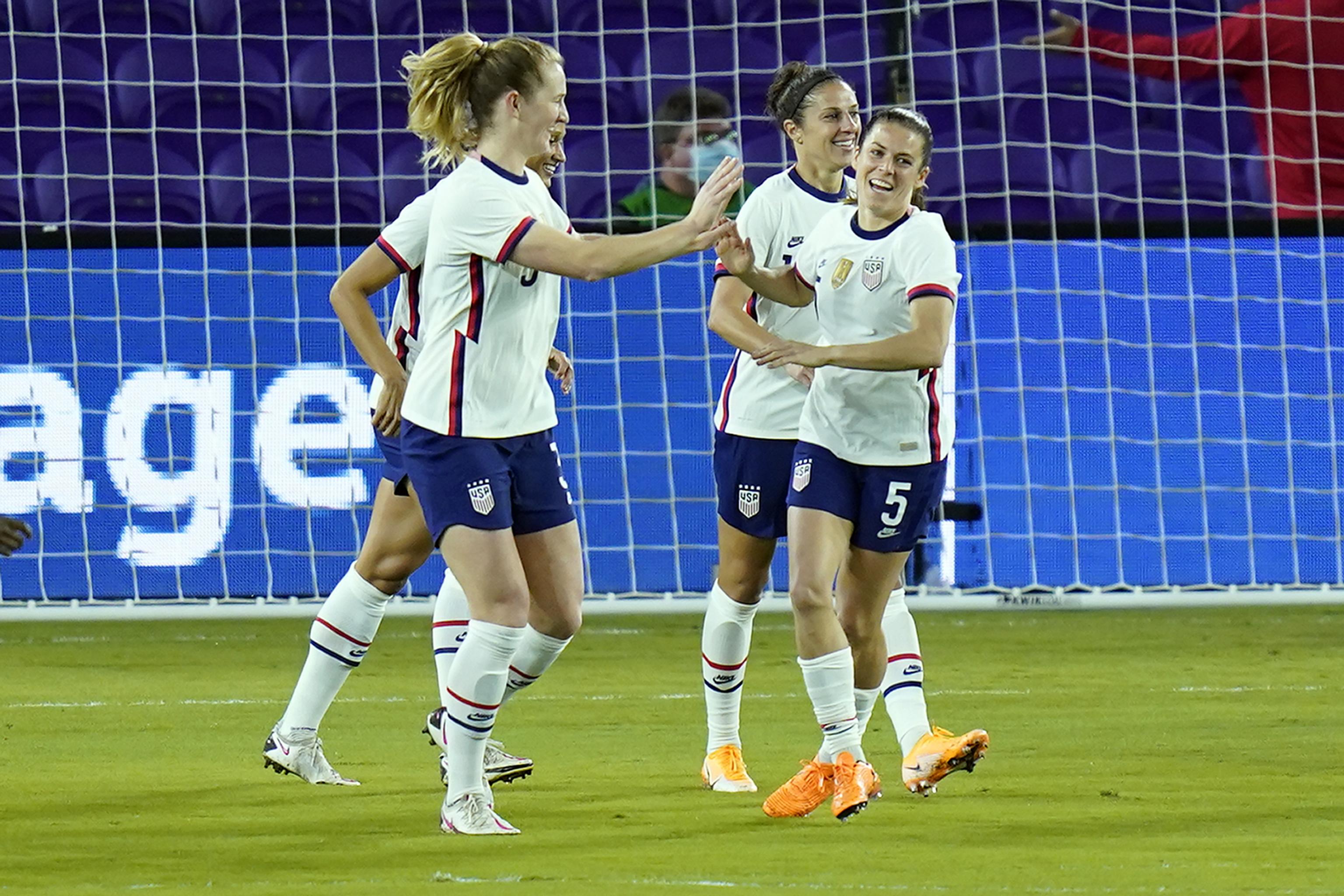 Sam Mewis Hat Trick Propels Us Women S National Team Past Colombia In Friendly Bleacher Report Latest News Videos And Highlights