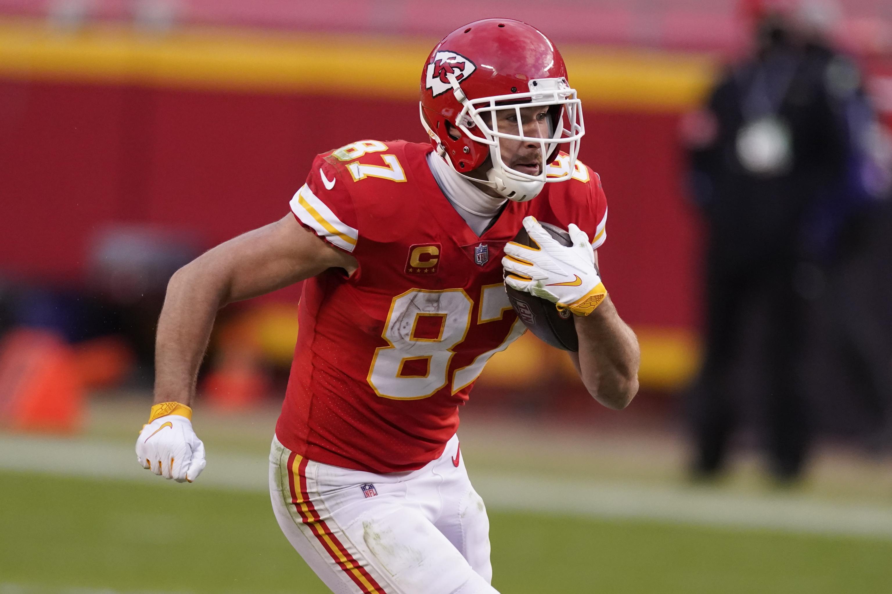 Bills vs. Chiefs: Daily Fantasy Sleepers, Lineup Picks for FanDuel