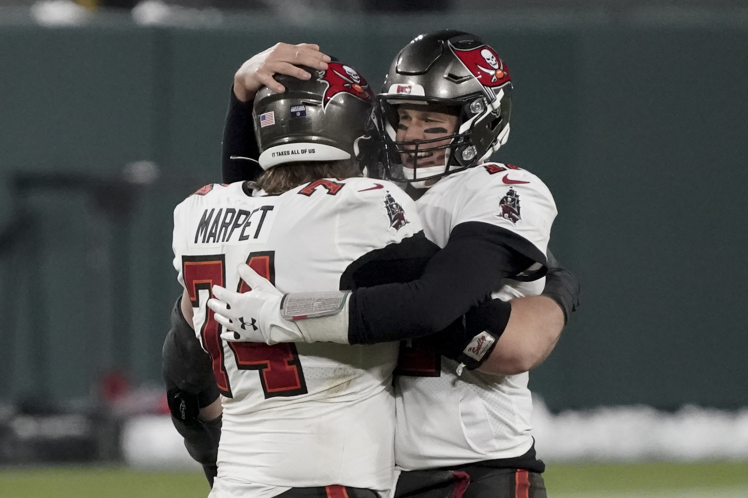 Buccaneers make history as first team to win Super Bowl at home