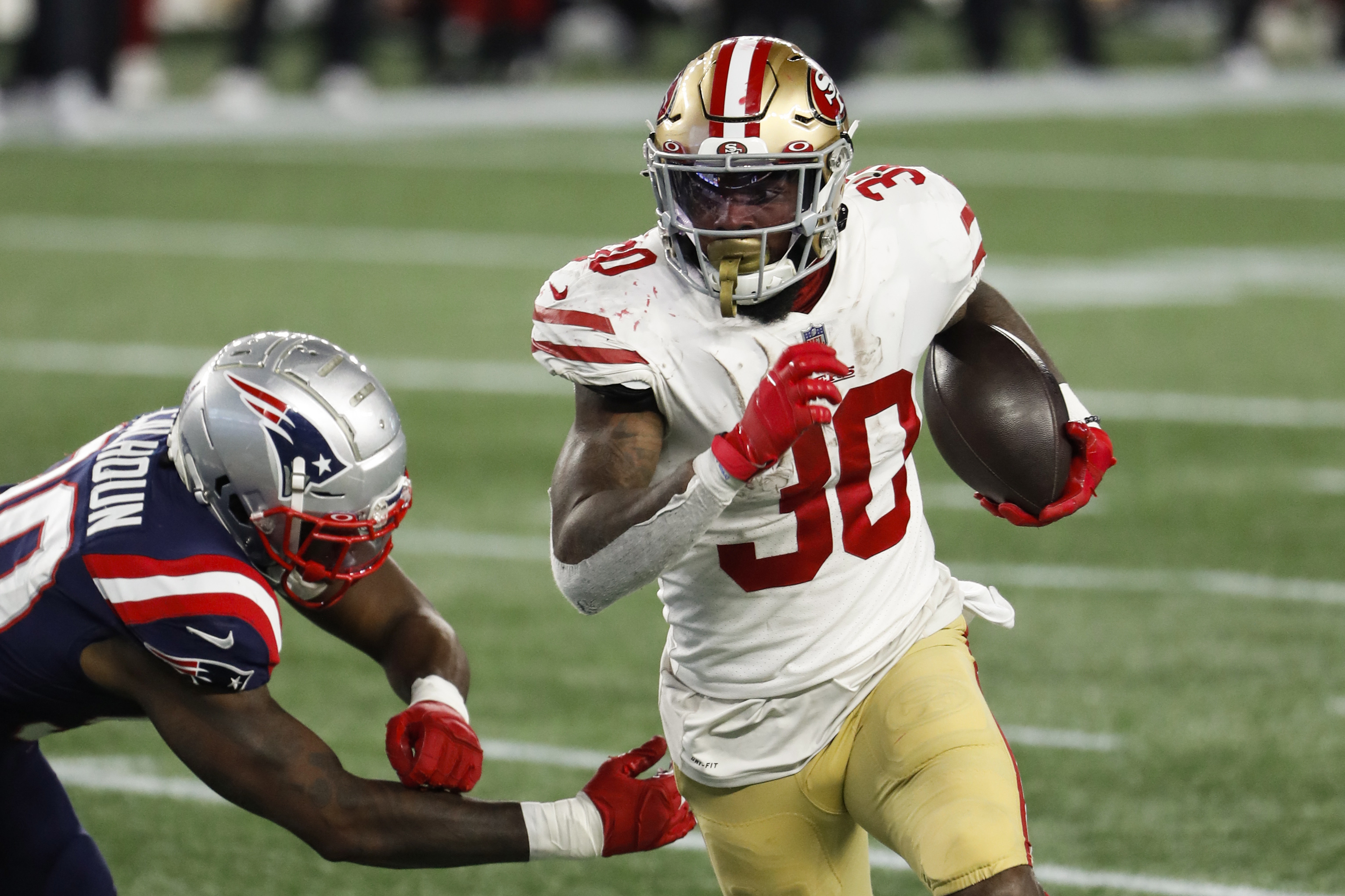 Jeff Wilson Jr. Recognized as 49ers Unsung Hero Following 2020