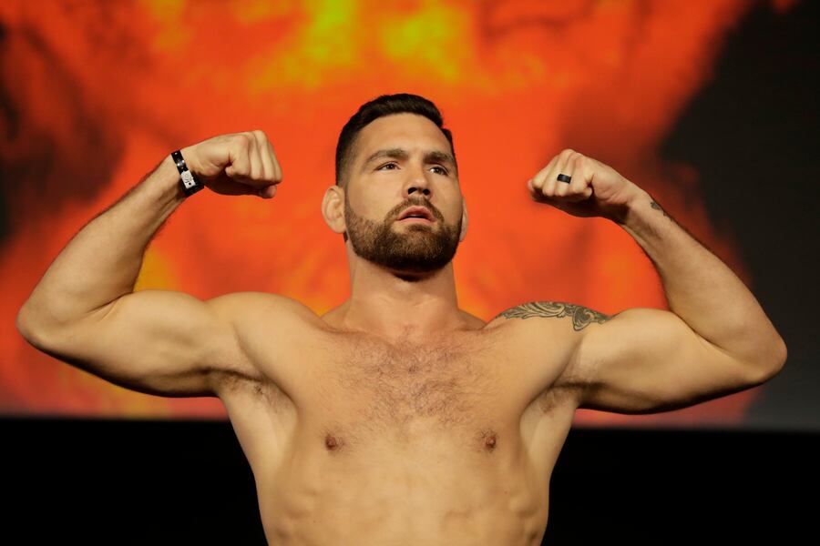 Chris Weidman Vs Uriah Hall Fight Reportedly Moved To Ufc 261 On April 24 Bleacher Report Latest News Videos And Highlights