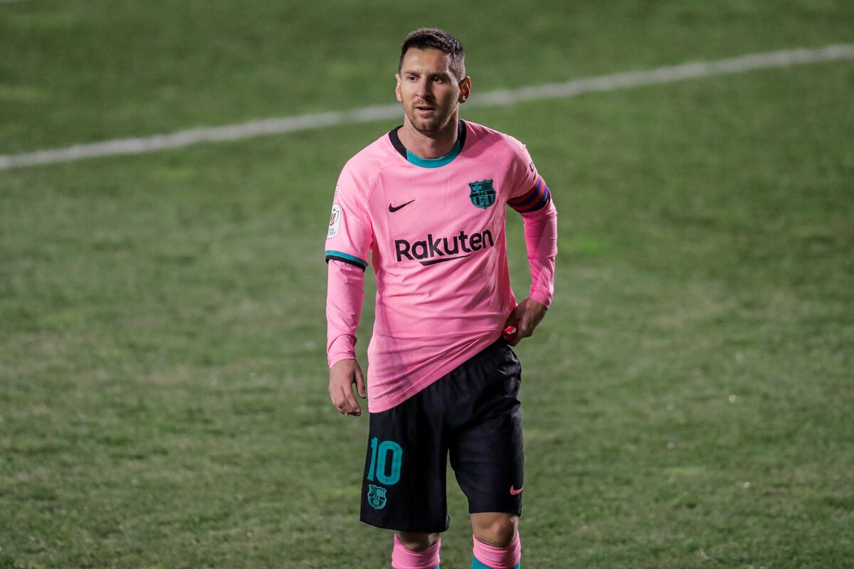 Report Lionel Messi, Barcelona to Take Legal Action After €555M Contract Leak Bleacher Report