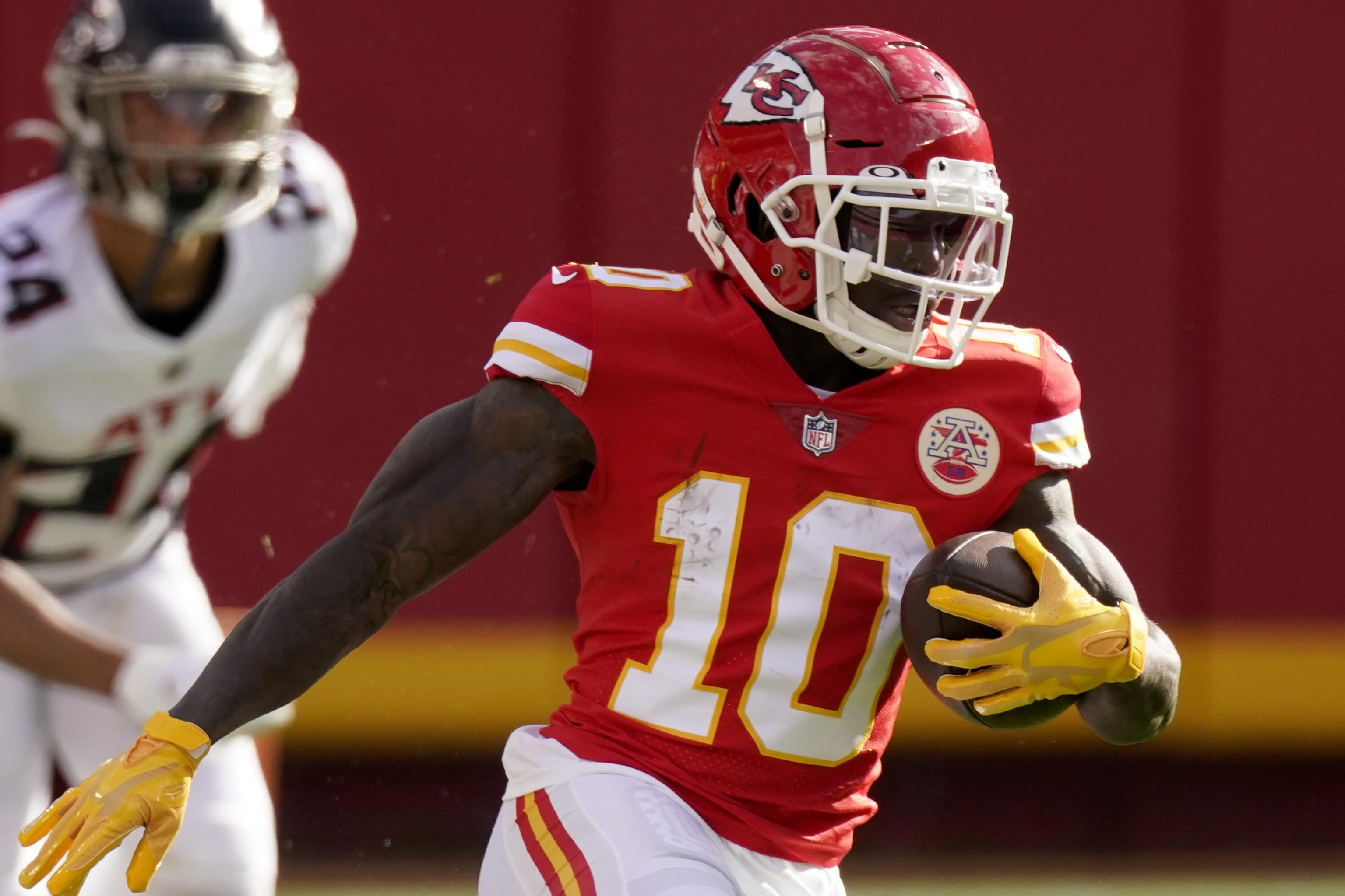 Tyreek Hill prop bets, 2021 Super Bowl: Advanced model picks over 6.5  receptions in Buccaneers vs. Chiefs 