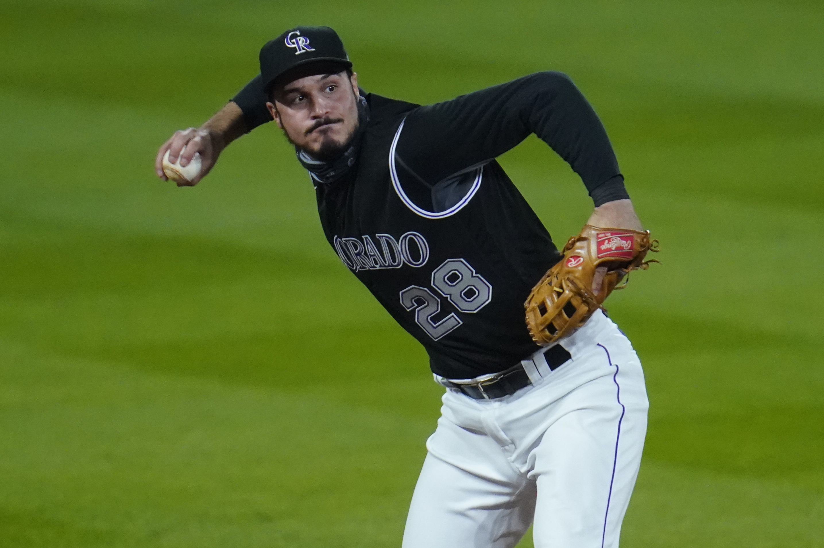 Nolan Arenado boosts Cardinals playoff chances in 2021