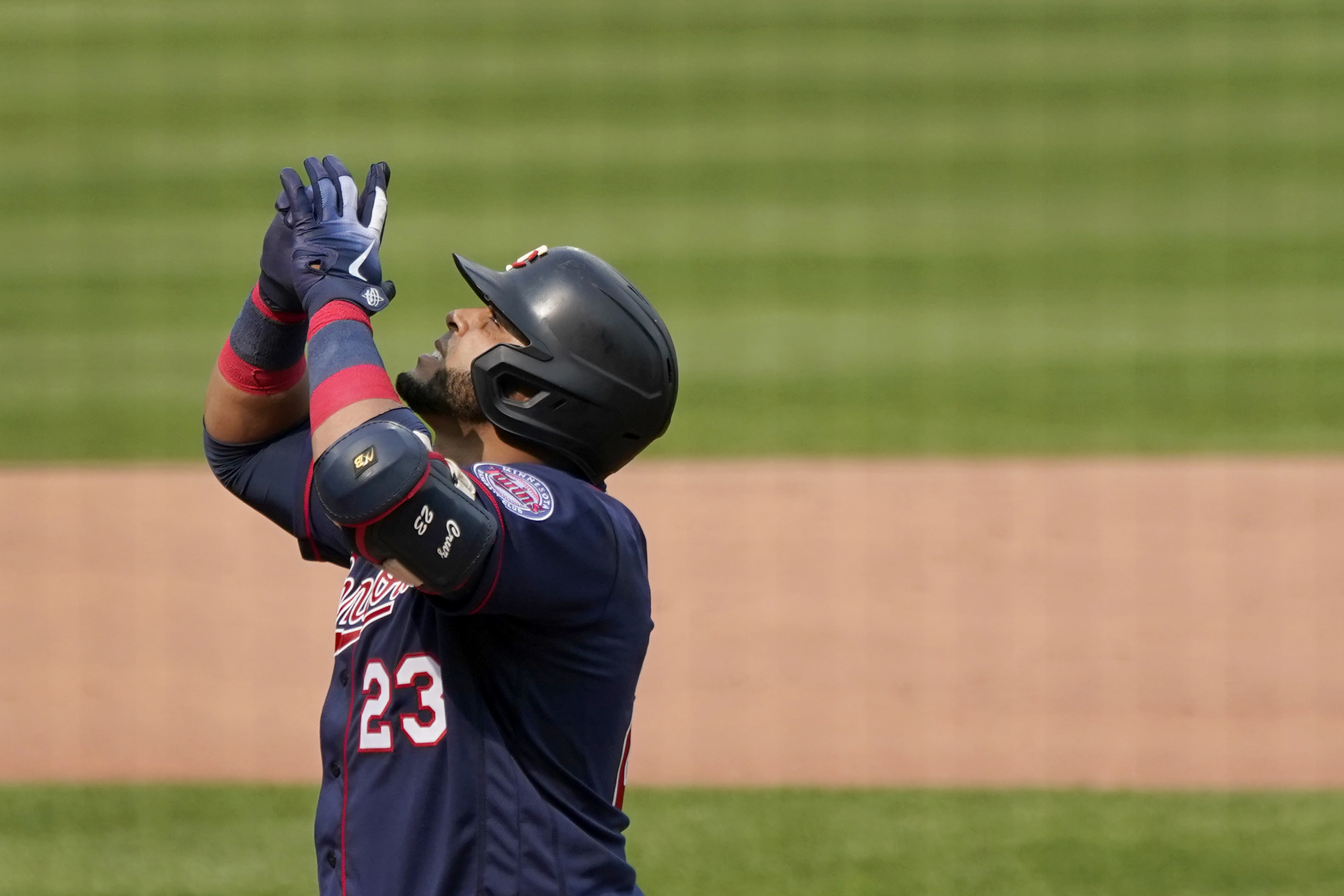 Twins sign Nelson Cruz to one-year, $13 million deal, per report - MLB  Daily Dish