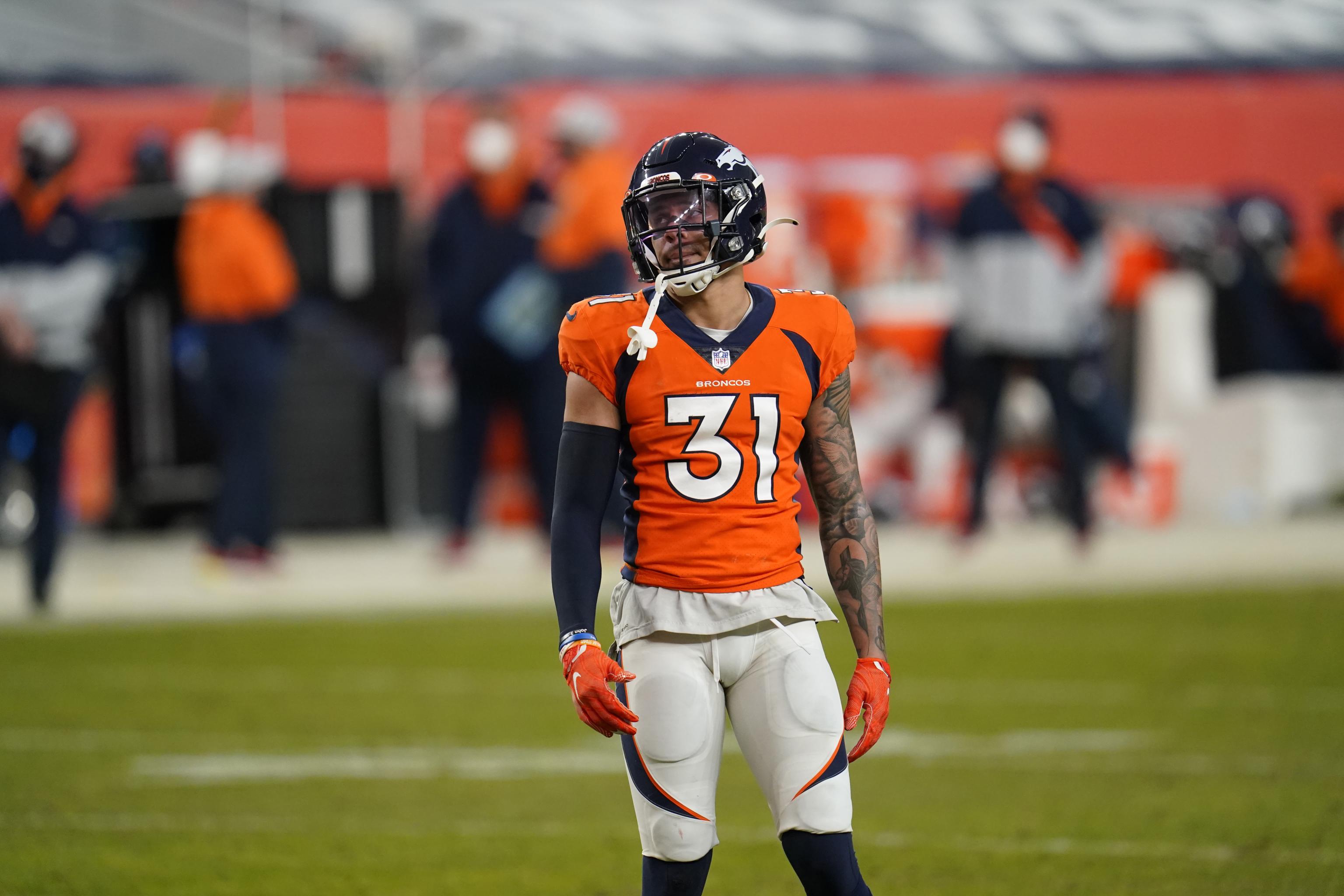 Broncos to use franchise tag on Justin Simmons