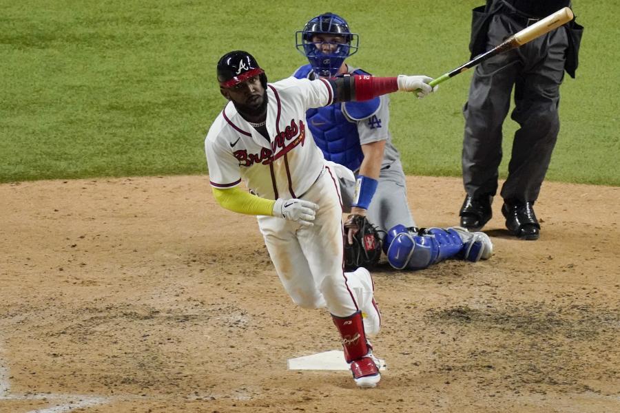 Marcell Ozuna's home run trot features every celebration