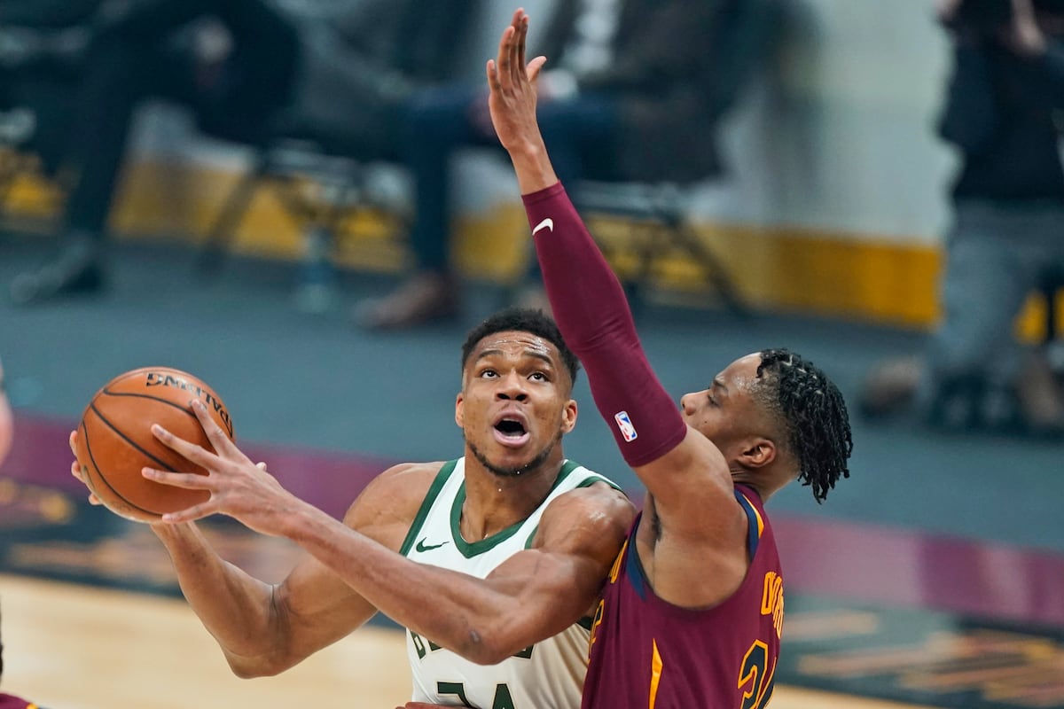 <p>Giannis Agrees with LeBron James, Has'Zero Energy' for 2021 NBA All-Star Game thumbnail
