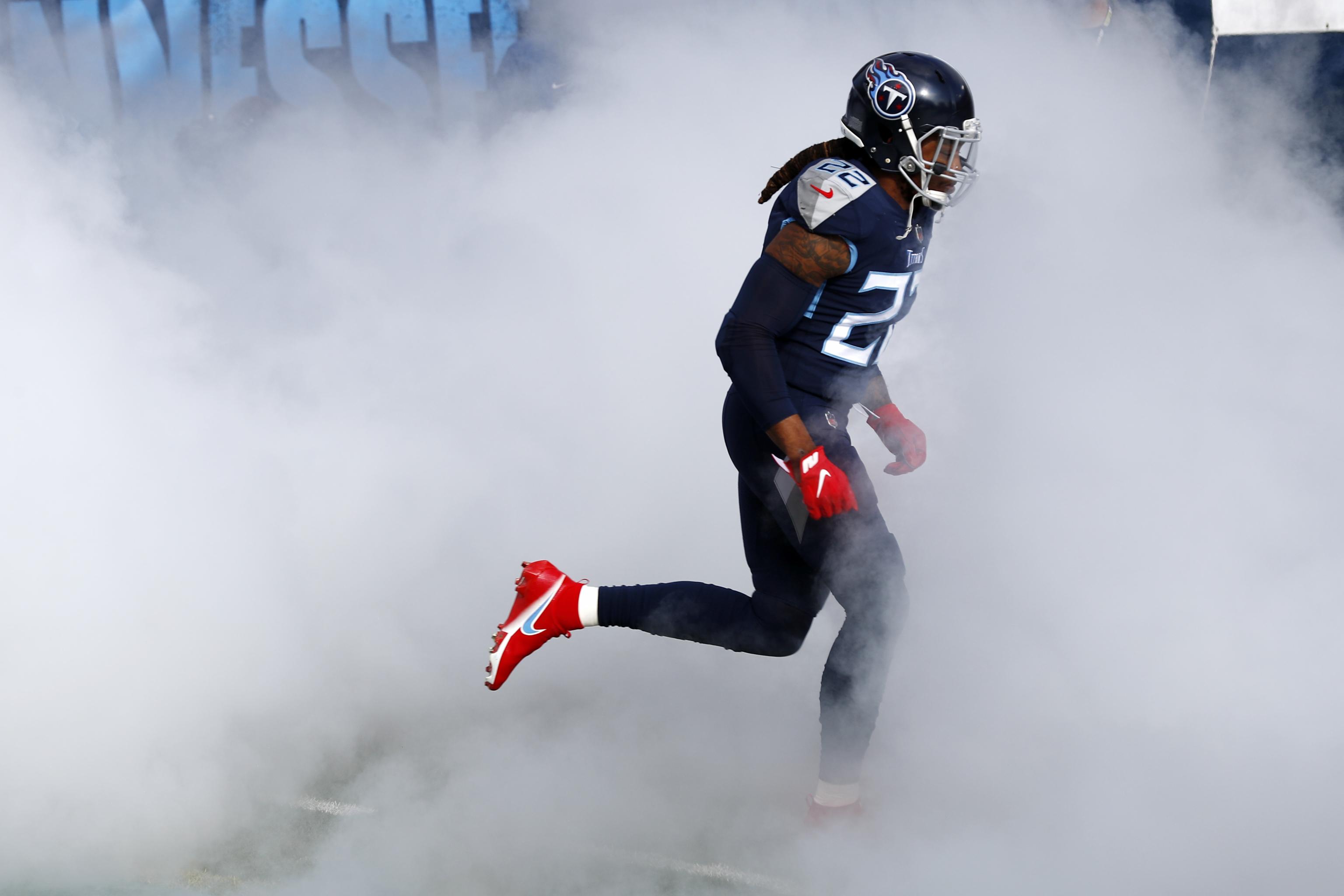 Titans RB Derrick Henry wins ASWA pro athlete of year honor, again