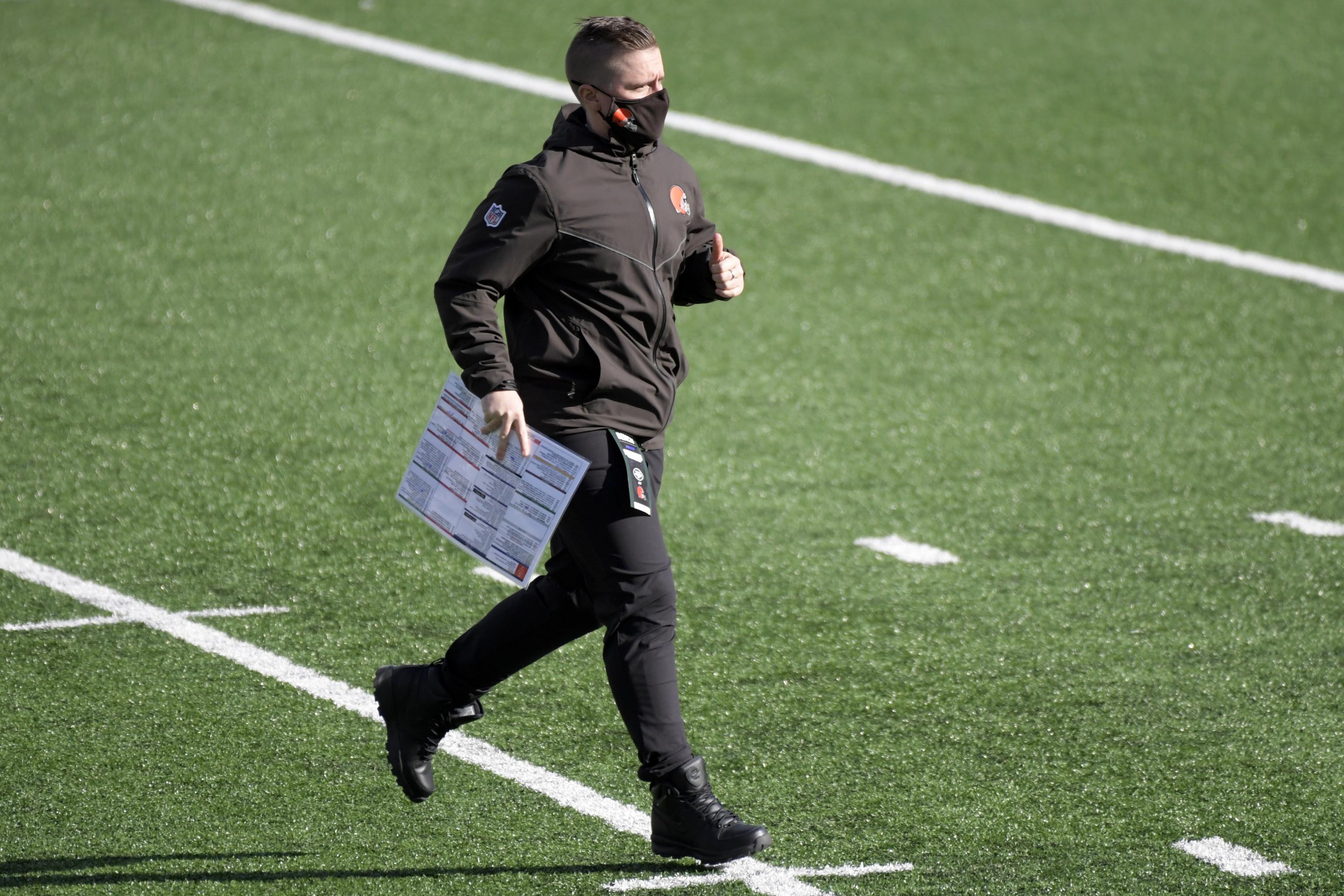 Browns HC Kevin Stefanski earns Coach of the Year awards