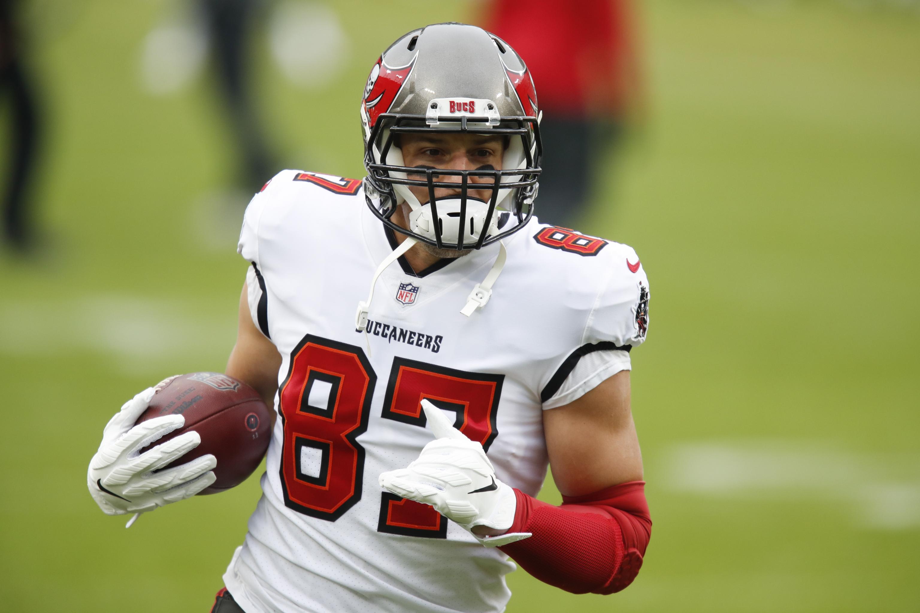 All about Buccaneers star Rob Gronkowski with stats and contract