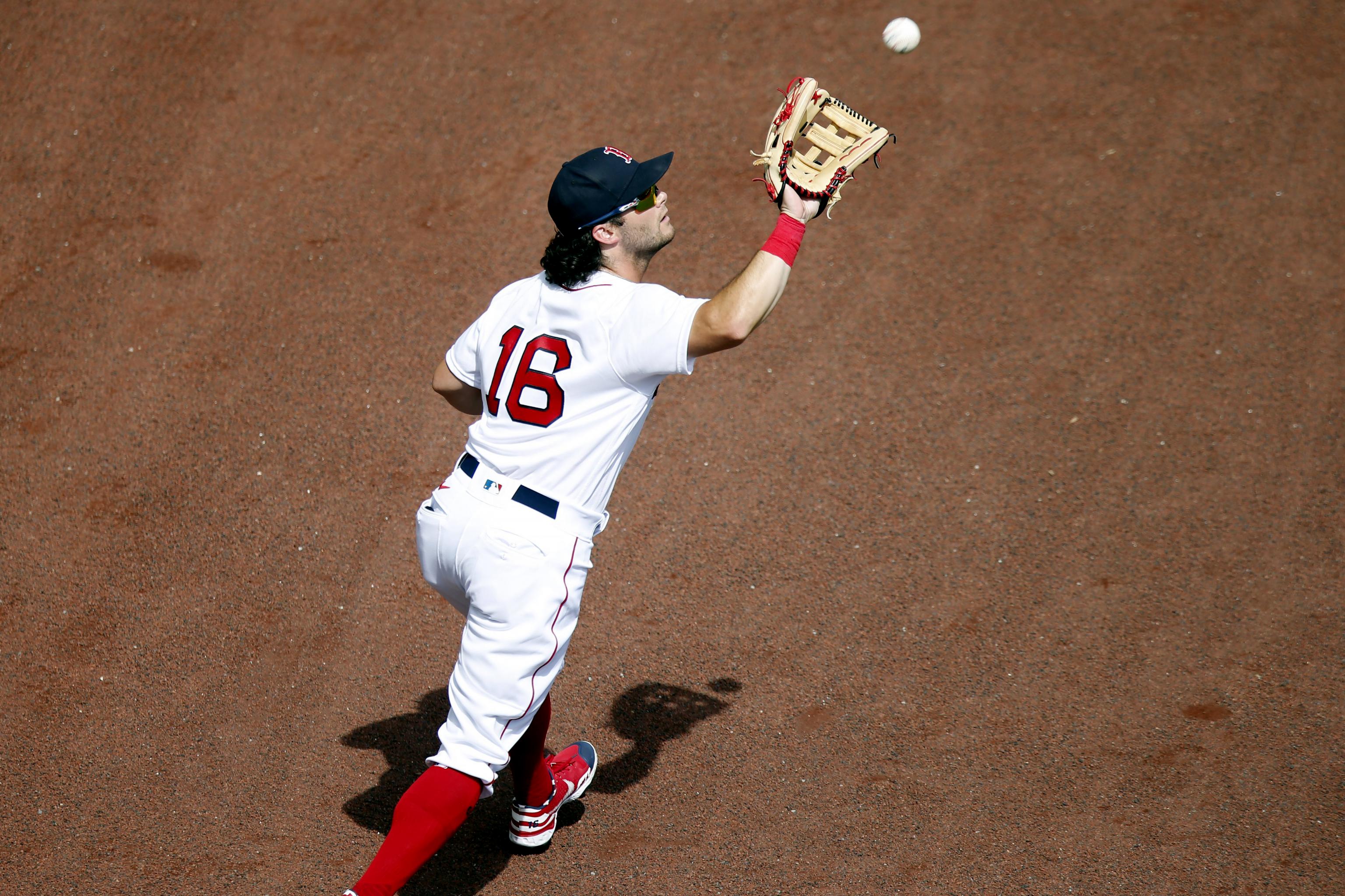 Red Sox: Andrew Benintendi sporting new look for the offseason