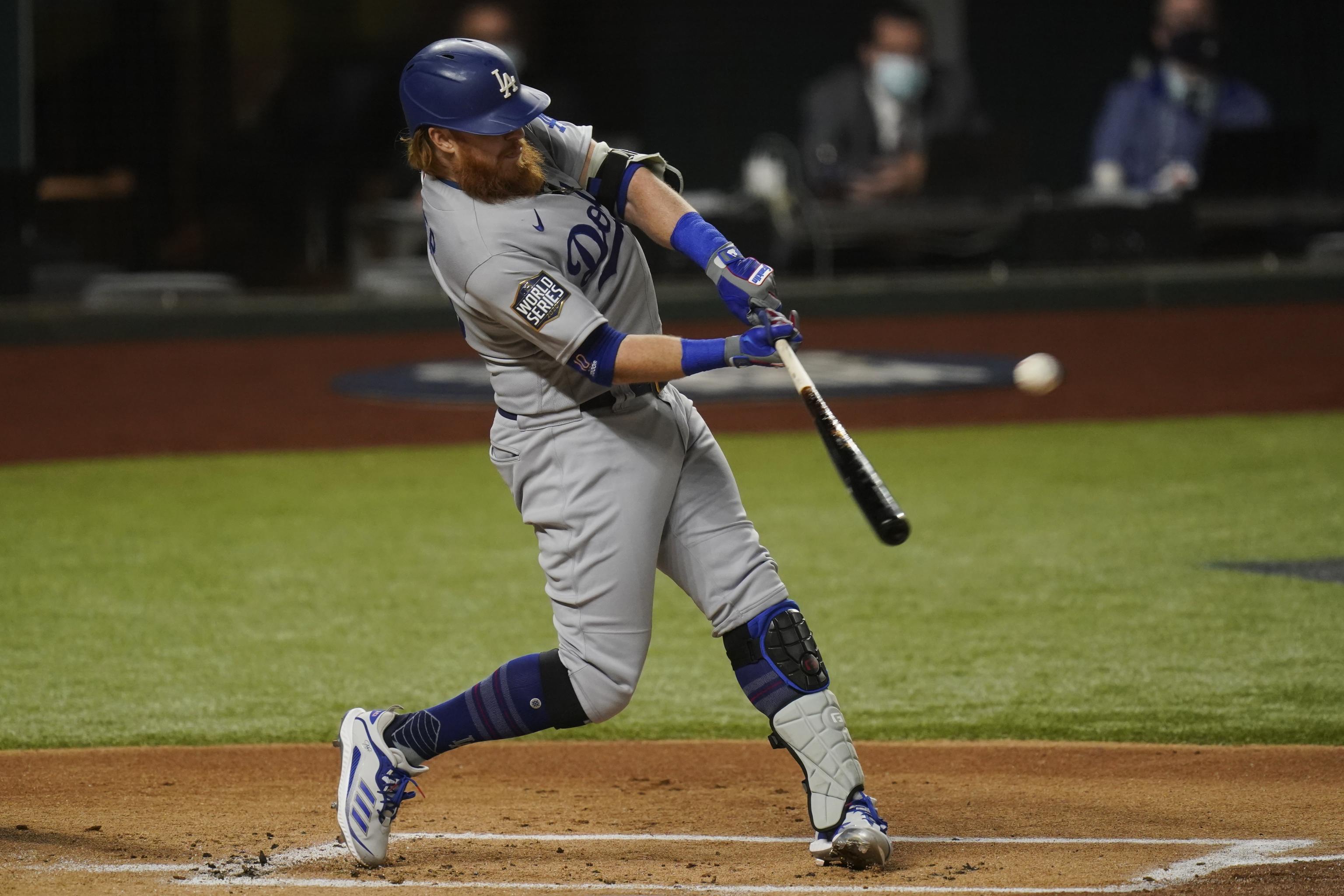 Milwaukee Brewers Reportedly Offered Justin Turner a Multi-Year Deal