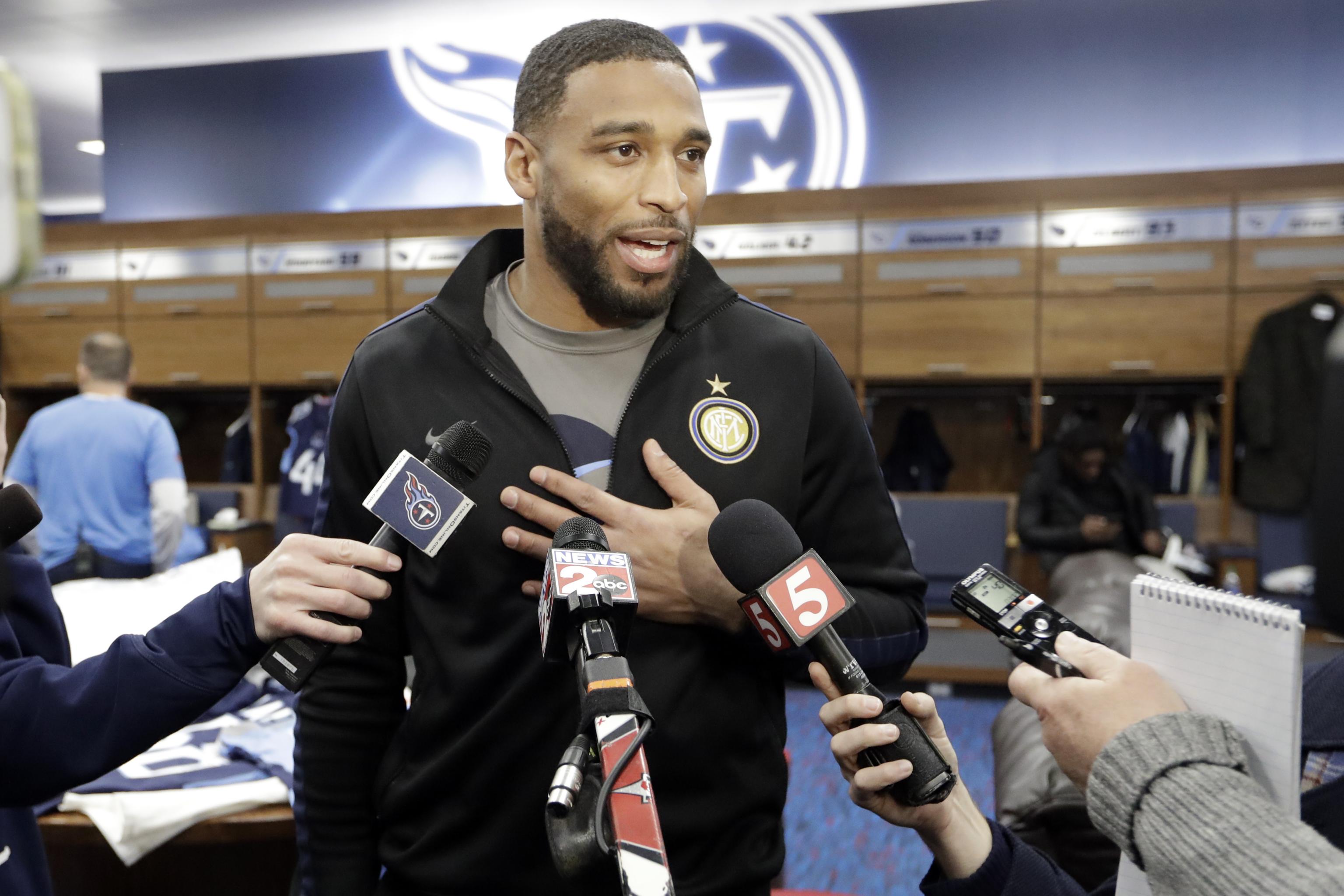 Ex-Titans LB Wesley Woodyard Details Rescuing a Father, Son from