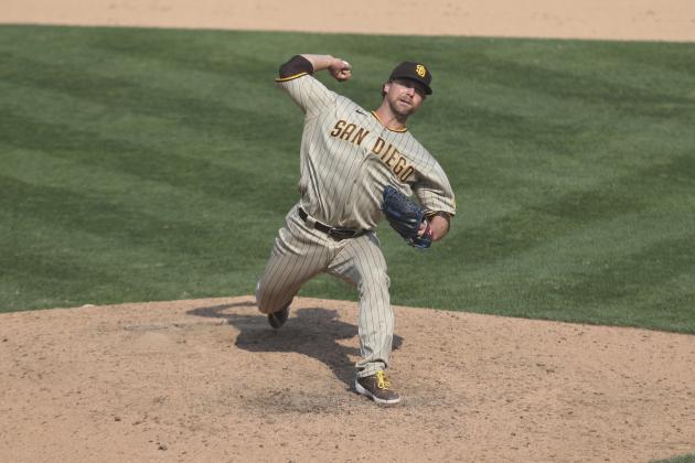 San Diego Padres' Trevor Rosenthal throws against the Oakland Athletics during the ninth inning of a baseball game in Oakland, Calif., Sunday, Sept. 6, 2020. (AP Photo/Jed Jacobsohn)