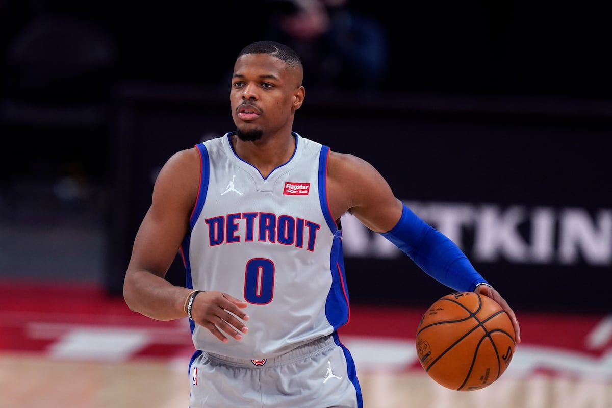 Dennis Smith Jr. Reportedly Agrees to Training Camp Contract with Trail