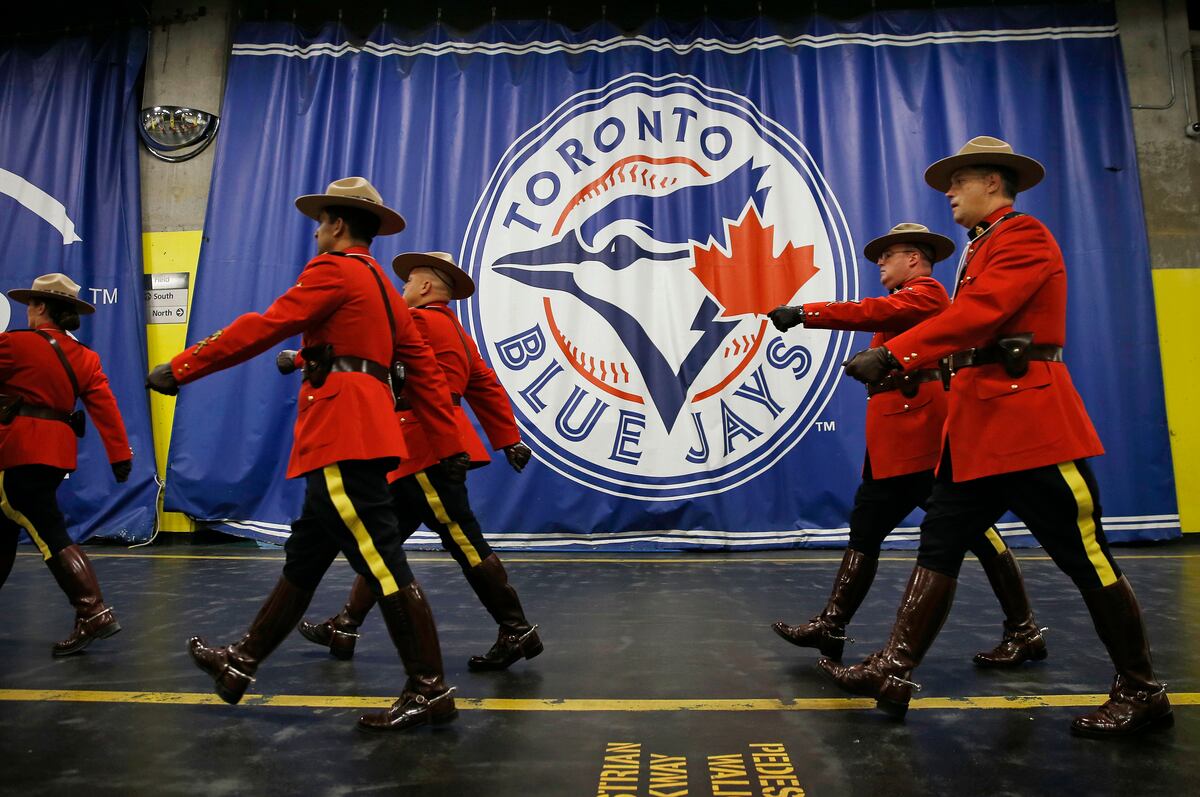 Report Blue Jays To Open 2021 Season At Spring Training Site In Florida Bleacher Report Latest News Videos And Highlights