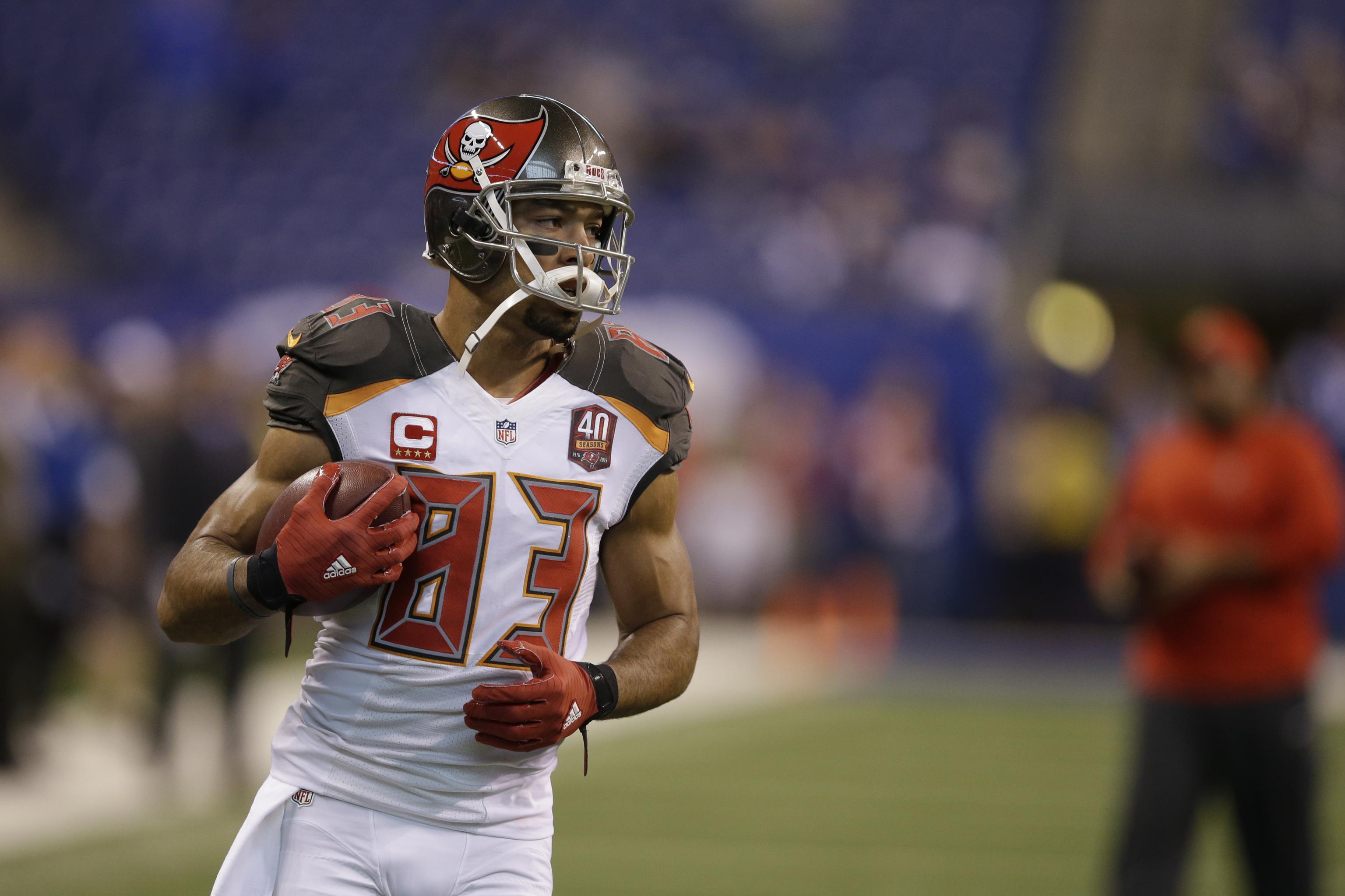 Vincent Jackson, former NFL player found dead in hotel room, had CTE,  family says