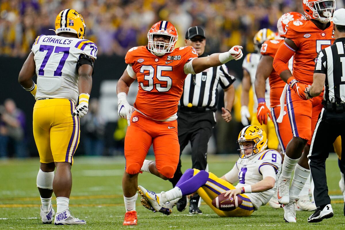Clemson DE Justin Foster Retires Due to Asthma, COVID-19 Concerns