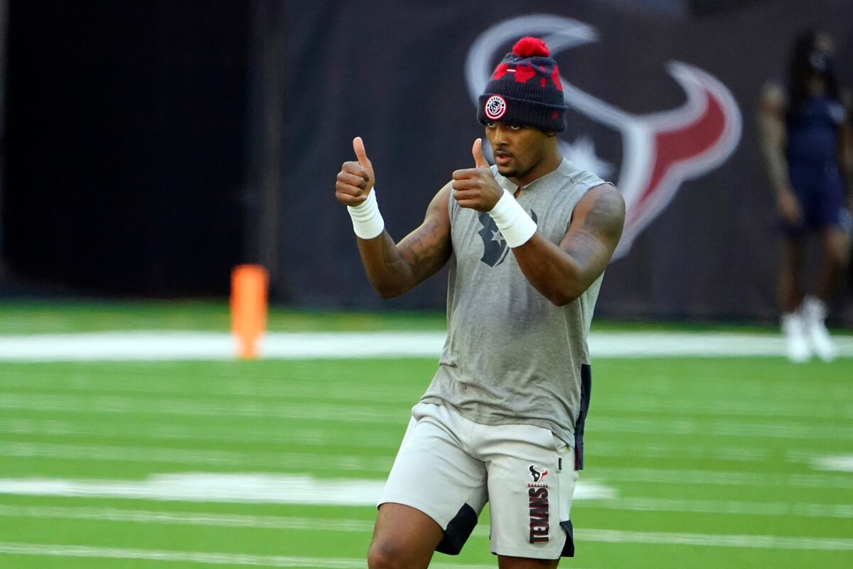 Texans' Deshaun Watson Tweets 'Loyalty Is Everything' Amid Trade Rumors