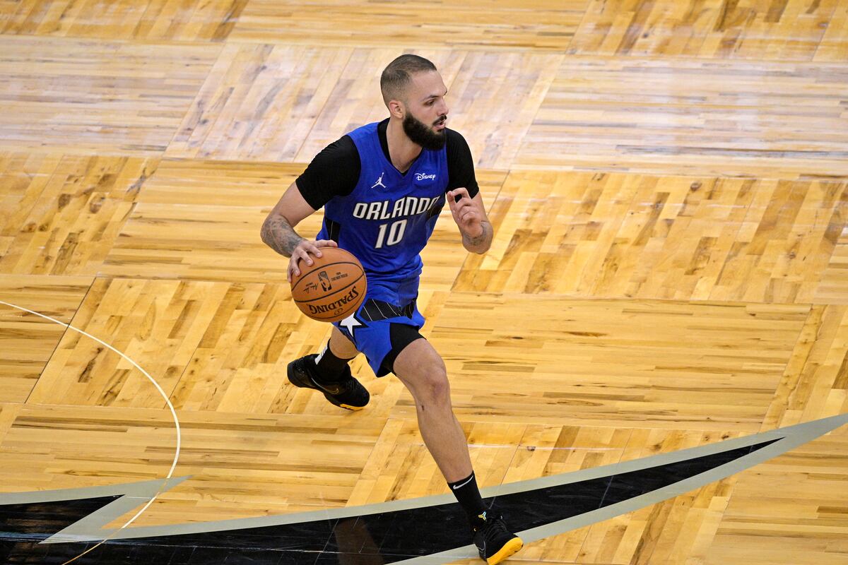 Report: Evan Fournier to Be Traded to Celtics from Magic for 2 2nd-Round Picks