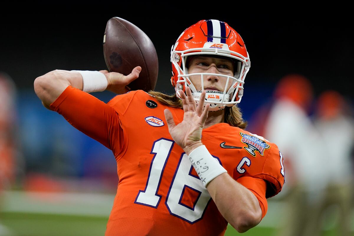 Patriots Rumors: Lawrence, Wilson, Lance, Fields, Mac Jones 'Heavily' Scouted | Bleacher Report ...