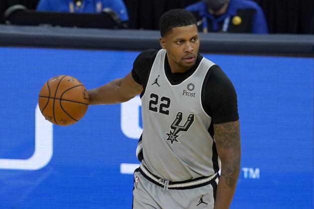 San Antonio Spurs forward Rudy Gay dribbles against the Golden State Warriors during the second half of an NBA basketball game in San Francisco, Wednesday, Jan. 20, 2021. (AP Photo/Jeff Chiu)
