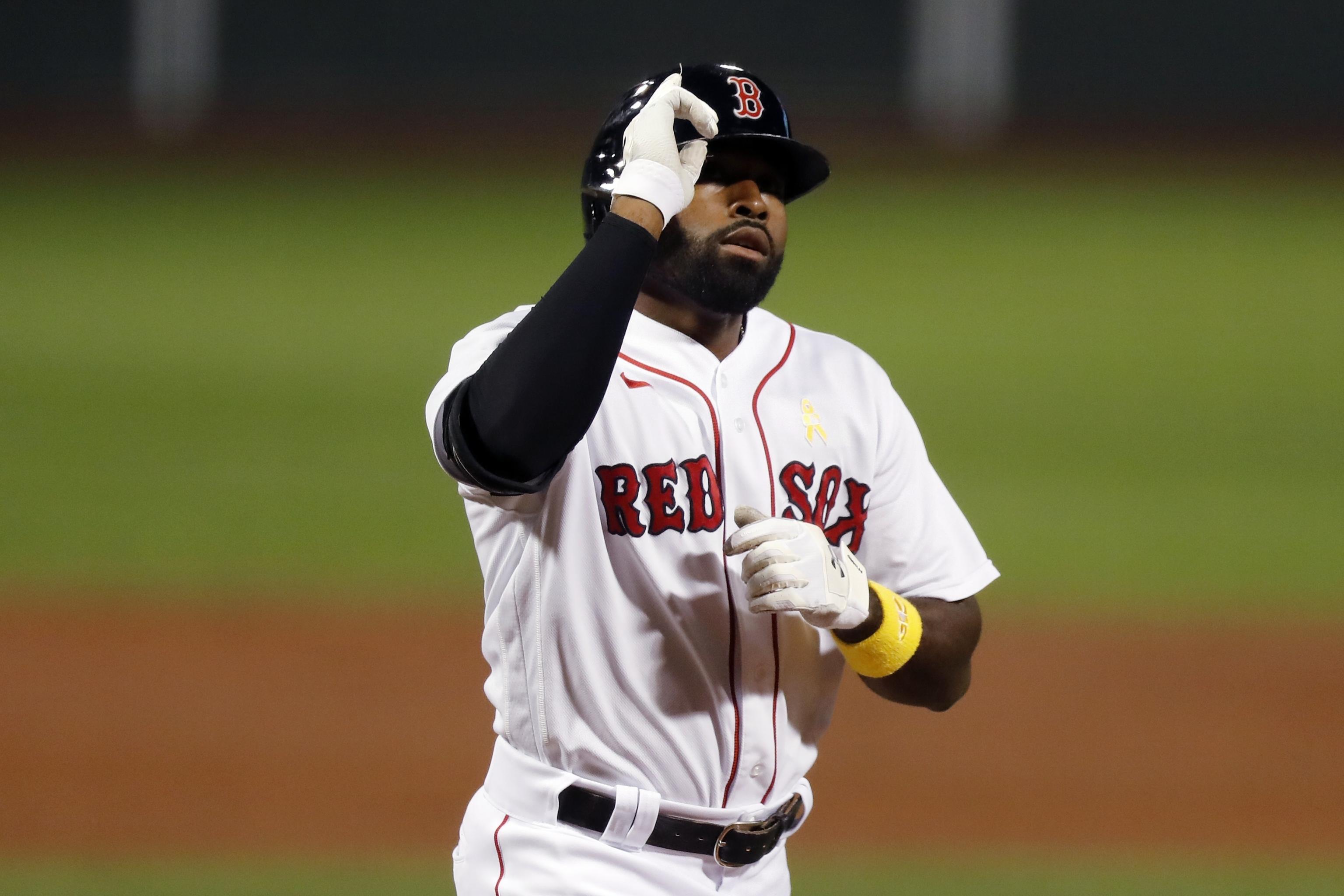 Milwaukee Brewers add Jackie Bradley, Jr., more defense to NL