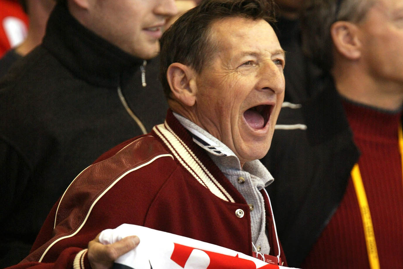 Walter Gretzky, father of NHL great Wayne Gretzky, dies at 82