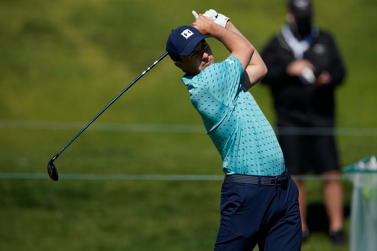 Unrelated identical twins make big moves at LPGA Drive On - Flipboard