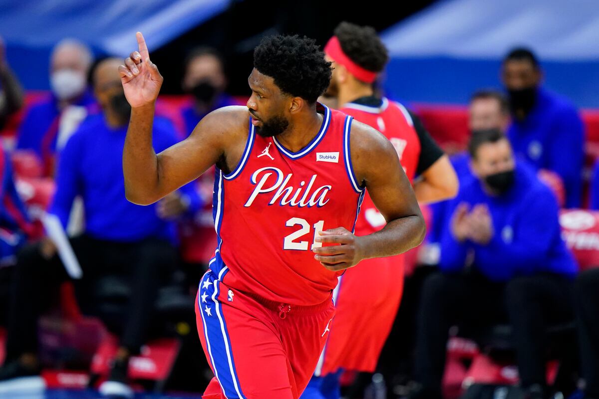 NBA Scout on 76ers' Joel Embiid: 'I'm Not Sure Who Can Defend Him'