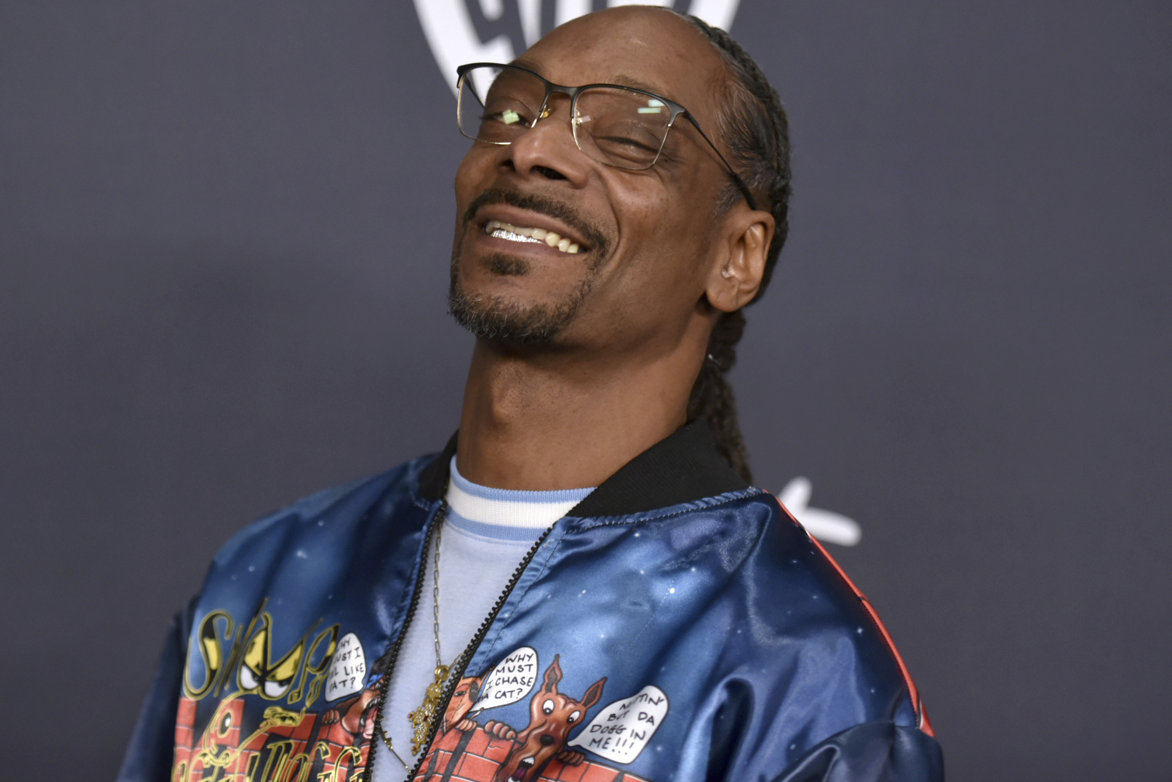 Snoop Dogg Wants To Bet Dana White 2 Million Jake Paul Wins Ben Askren Fight Bleacher Report Latest News Videos And Highlights