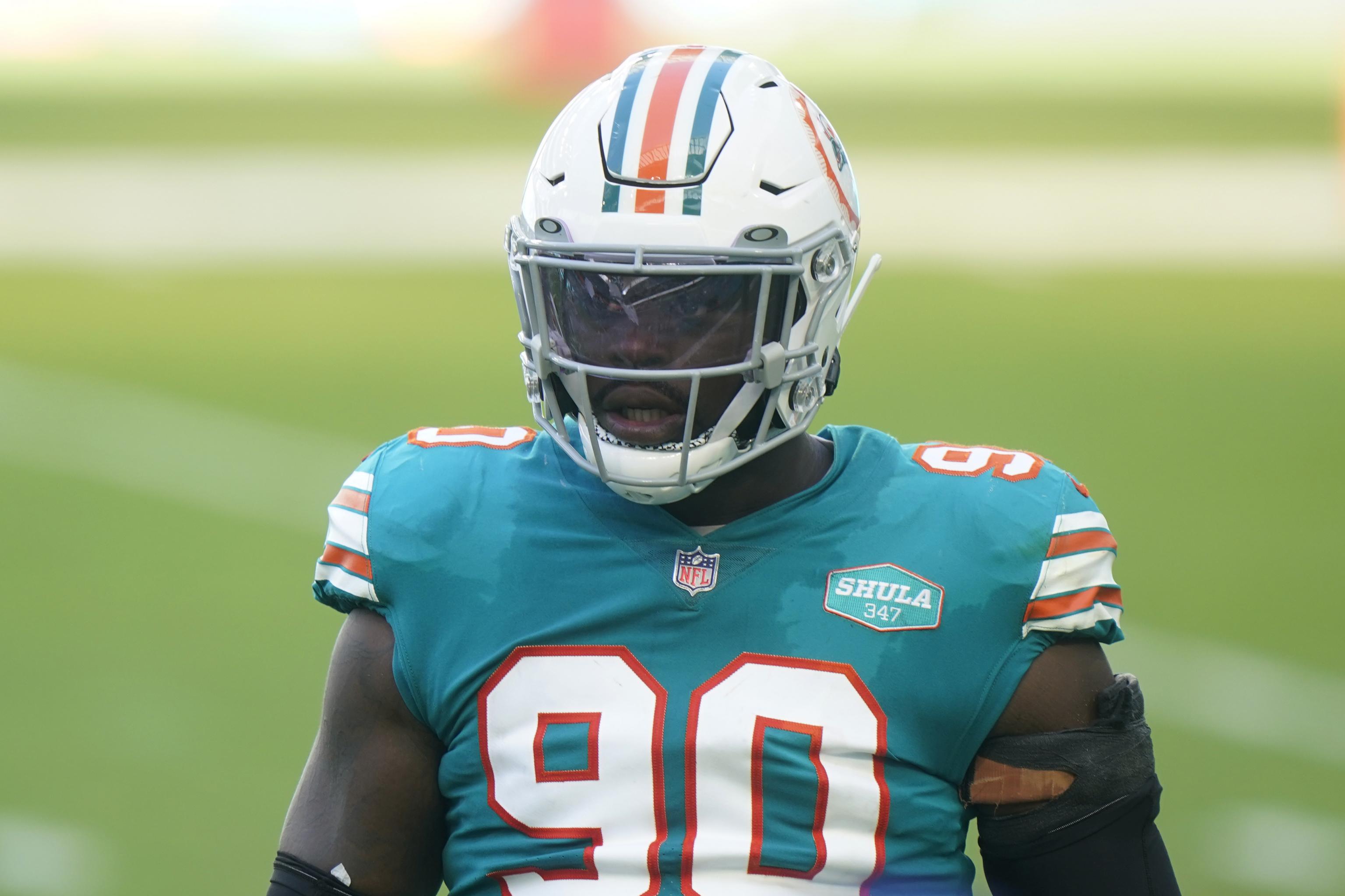 Report Shaq Lawson Traded To Texans From Dolphins For Benardrick Mckinney Bleacher Report Latest News Videos And Highlights