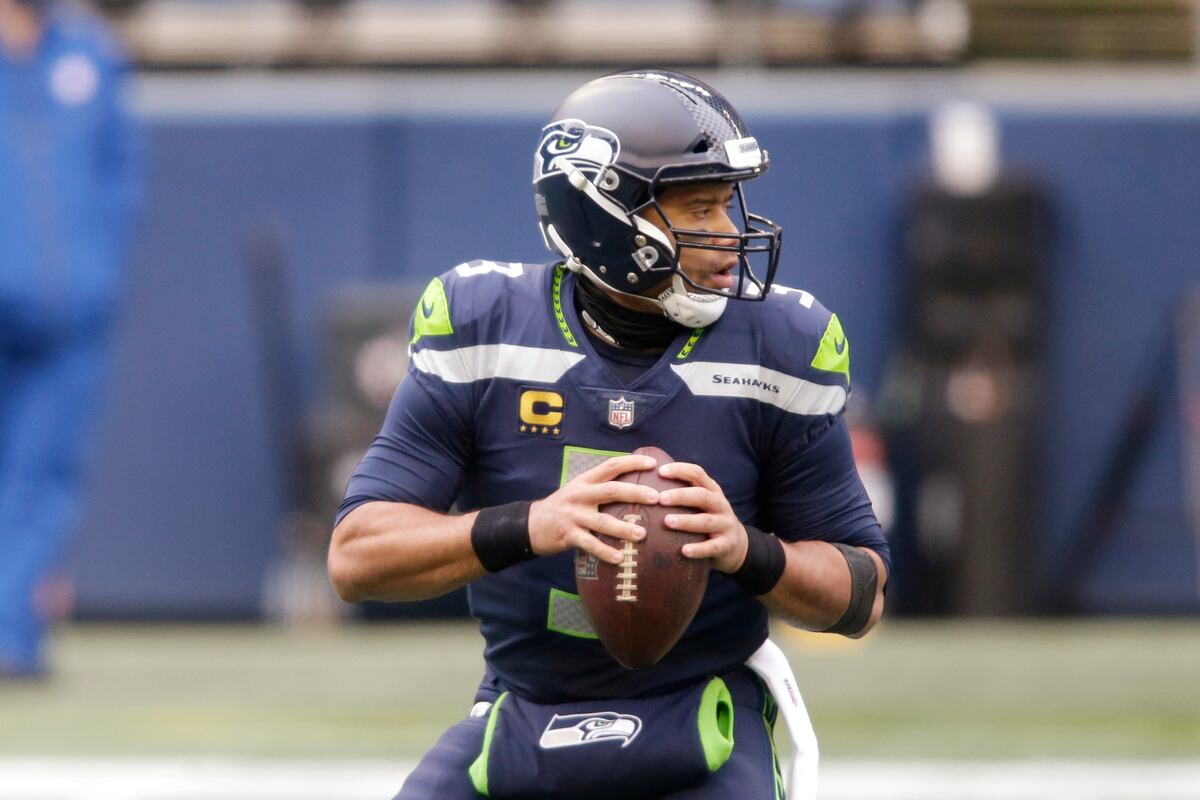 Seahawks Rumors Seattle Evaluating OL for Russell Wilson