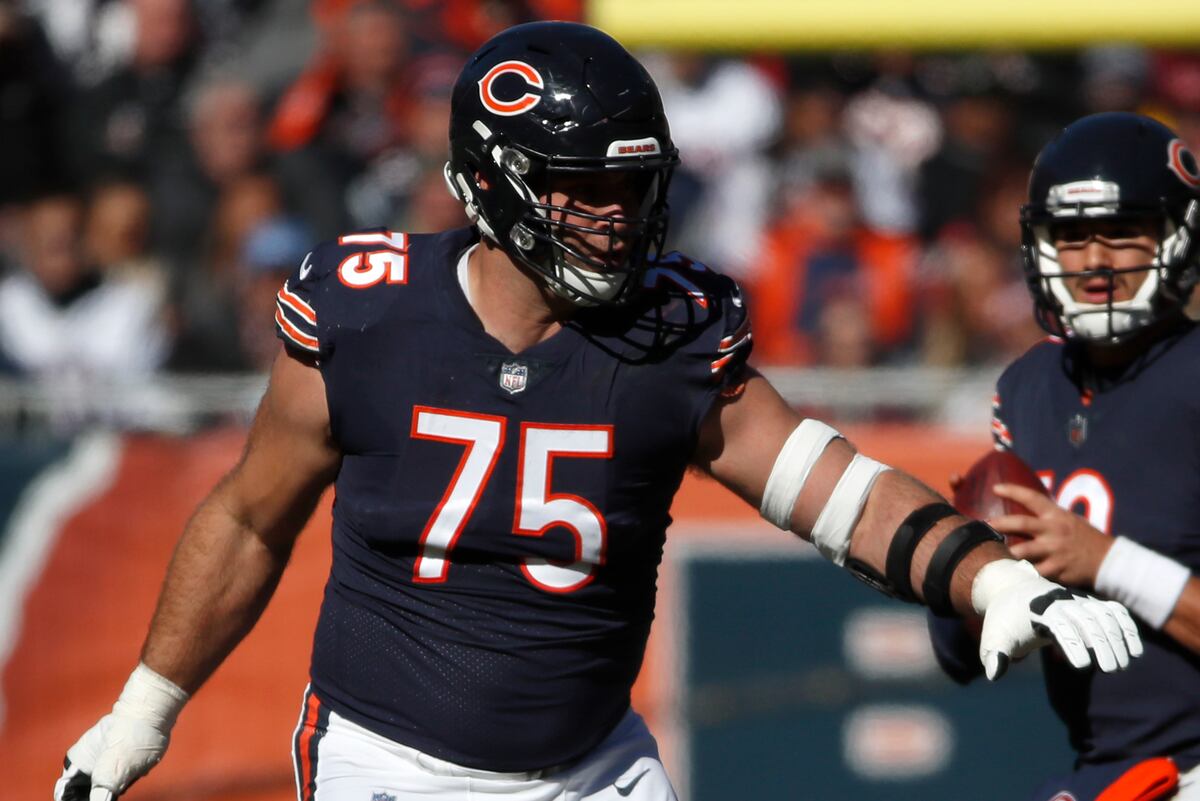 Report: Kyle Long to Visit Chiefs, Raiders; 'At Least 10 Teams' Interested in OL - Vimarsana News