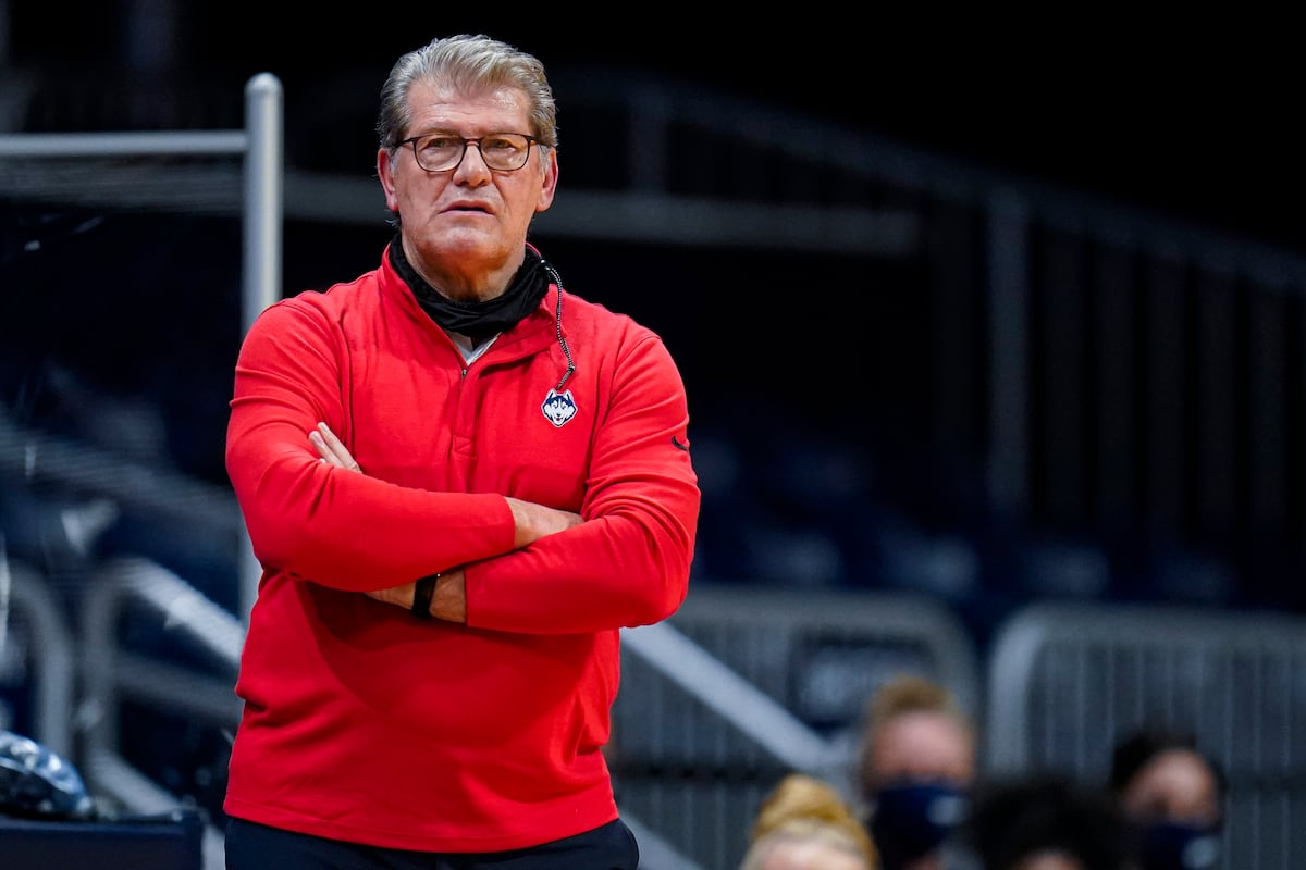 UConn HC Geno Auriemma Tests Positive for COVID-19 Ahead of NCAA Tournament