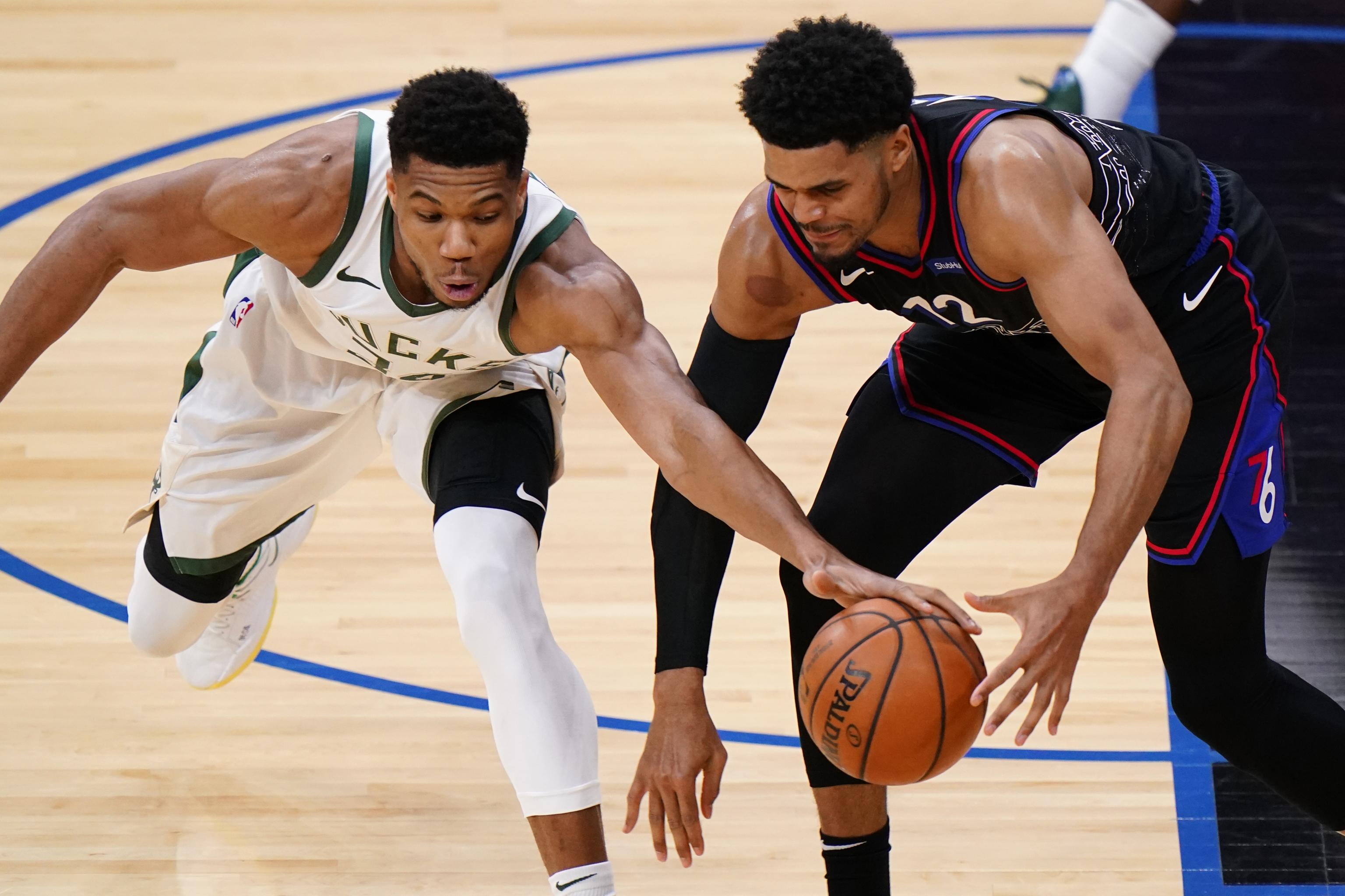 Giannis, Bucks Rally to Beat Tobias Harris, 76ers in Overtime