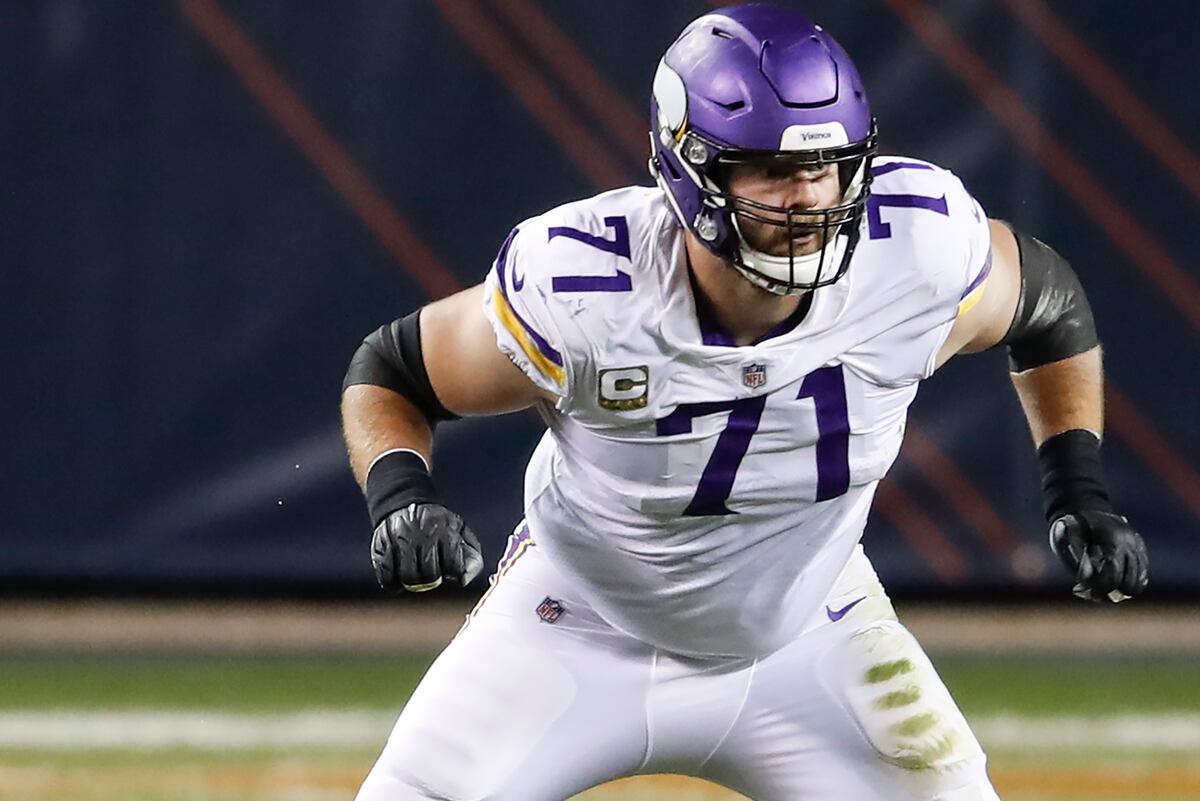 Ex-Vikings OL Riley Reiff, Bengals Agree to Contract | News, Scores ...