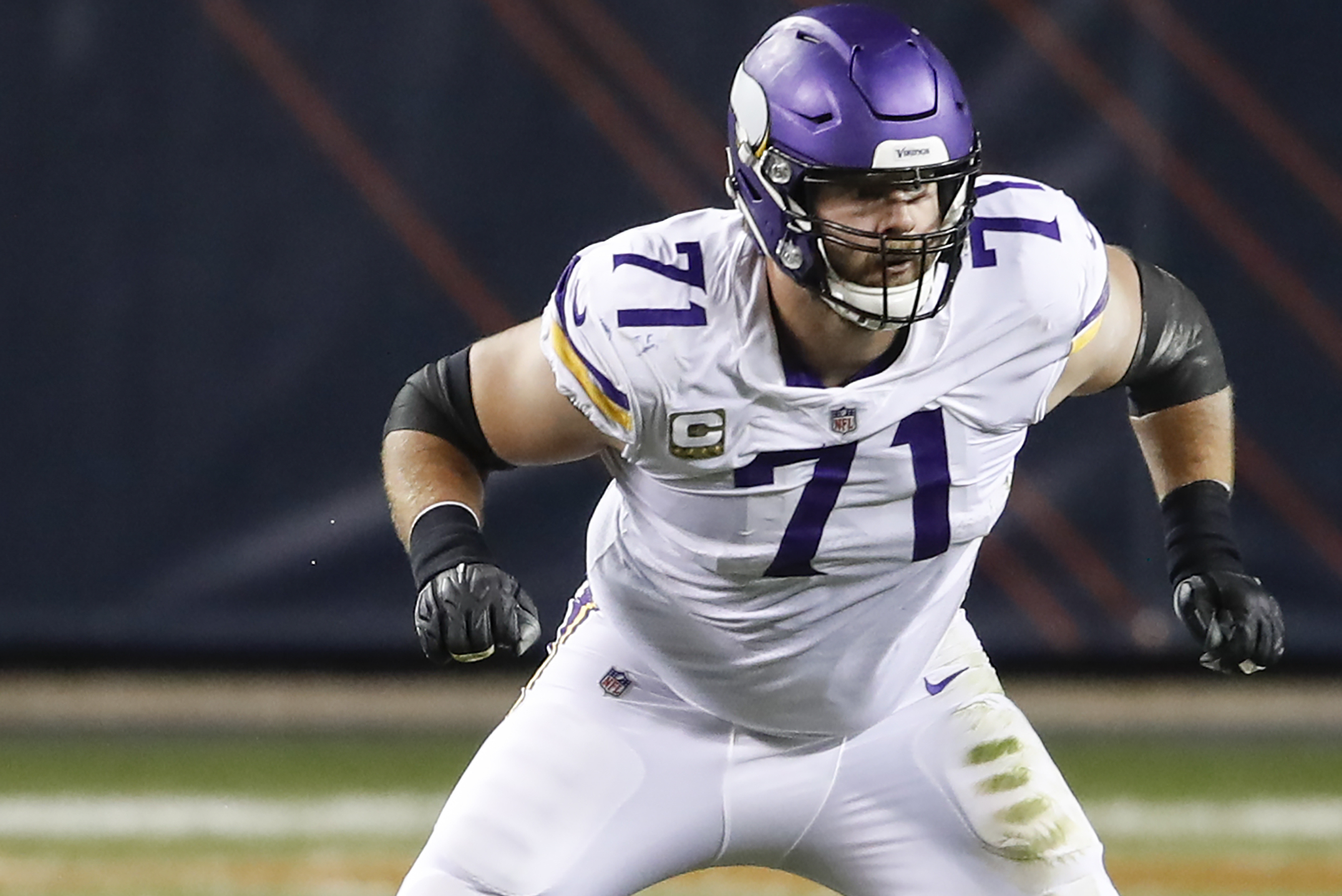 Riley Reiff to Bengals: Cincinnati signing ex-Vikings tackle