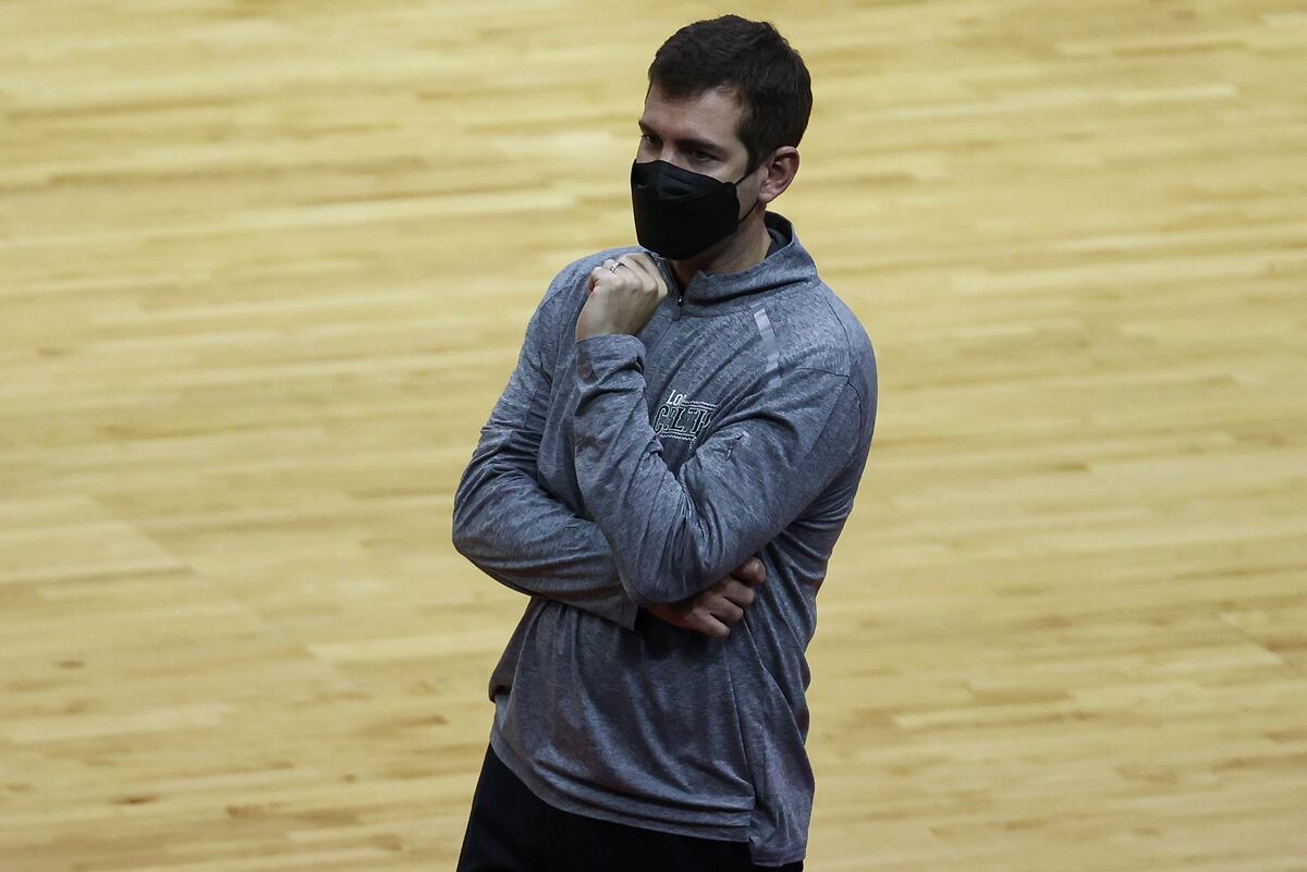 Celtics Rumors: Brad Stevens Not Expected to Take Indiana HC Job Despite Buzz