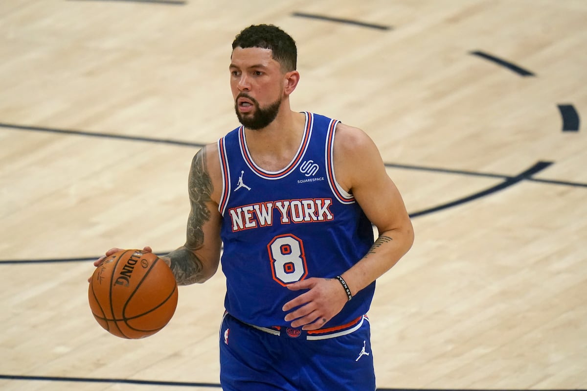 Knicks Rumors: Austin Rivers Candidate for Buyout If NY Can't Find Trade
