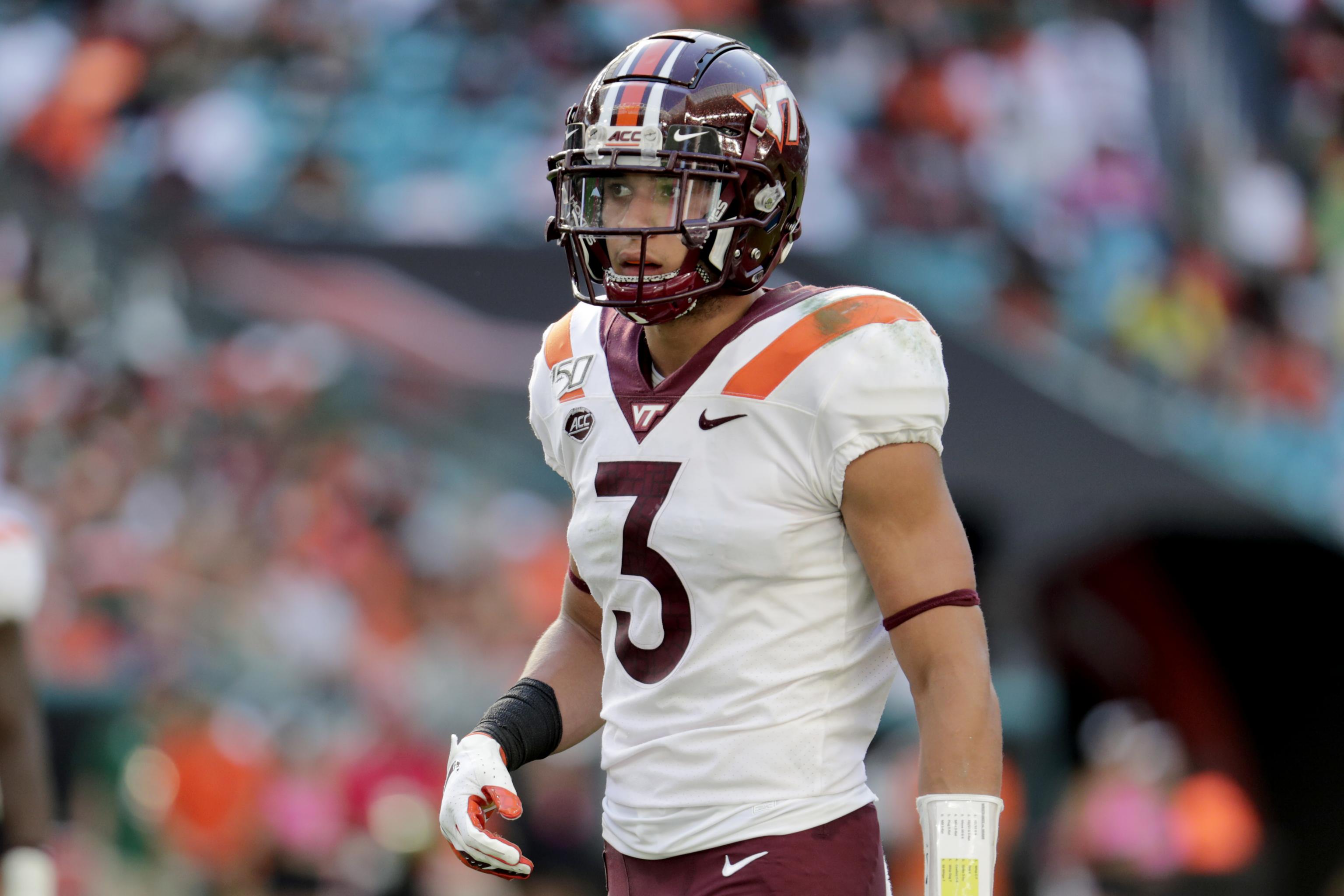 Virginia Tech's Caleb Farley and family find comfort in football after the  loss of his mother - ESPN