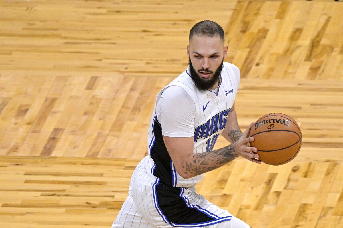 Evan Fournier Trade Rumors: Nuggets 'Inquired' About Dealing for Magic