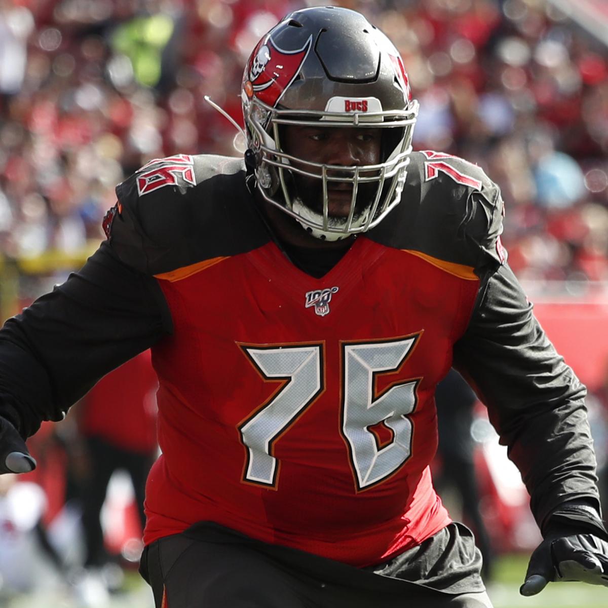 Bucs Rumors: OT Donovan Smith Agrees to 2-Year, $31.8M Contract