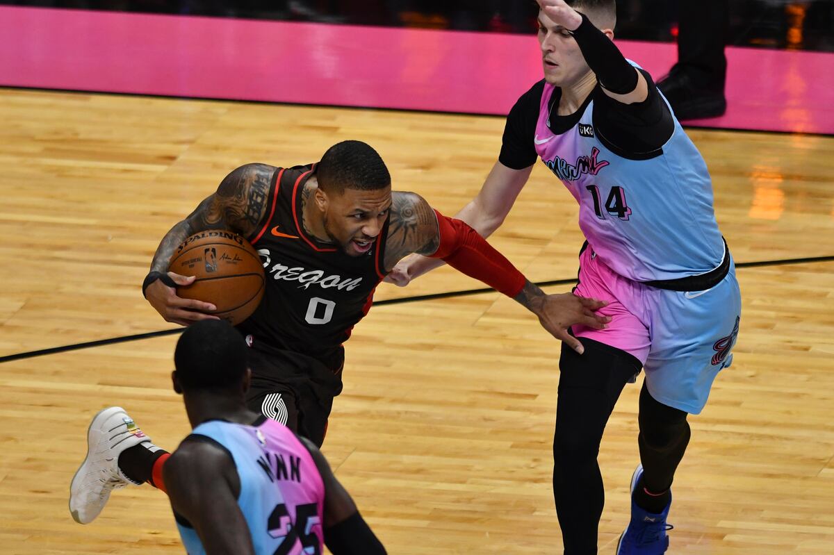 Damian Lillard's Clutch FreeThrows Help Blazers Complete Comeback vs