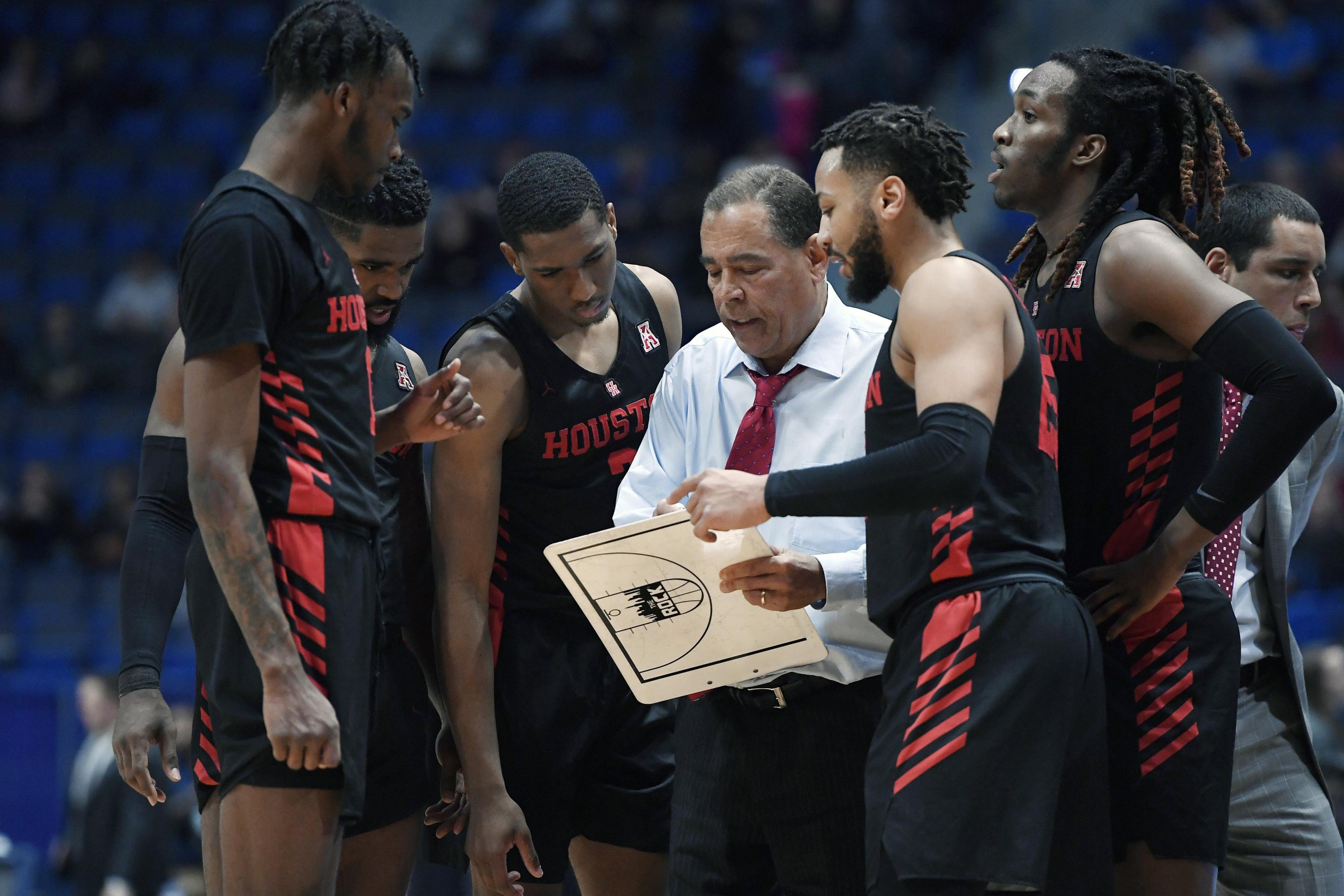 Mattress Mack' makes another $1M wager on Houston to win NCAA