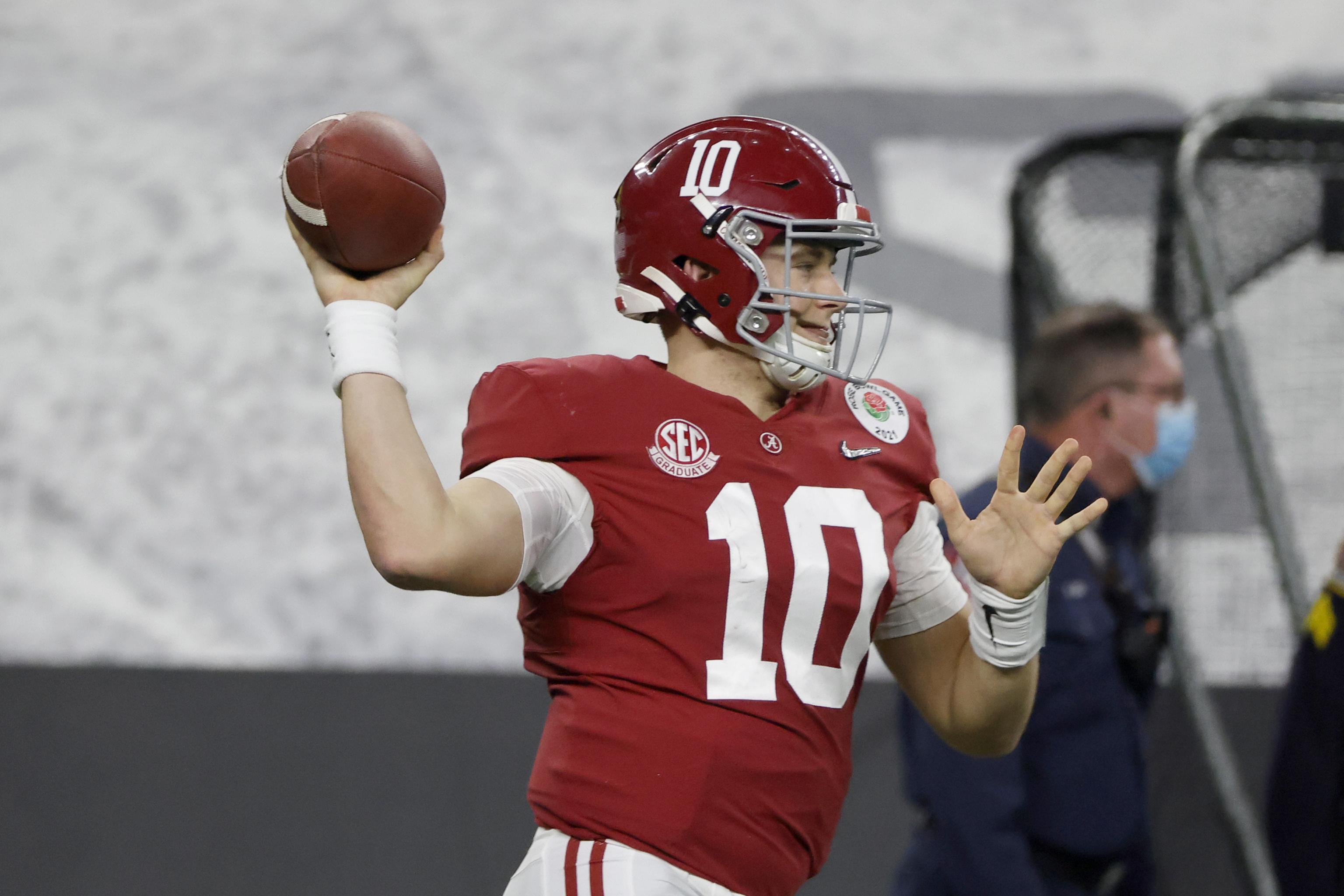 2021 NFL draft: Patriots select QB Mac Jones with No. 15 pick - Sports  Illustrated