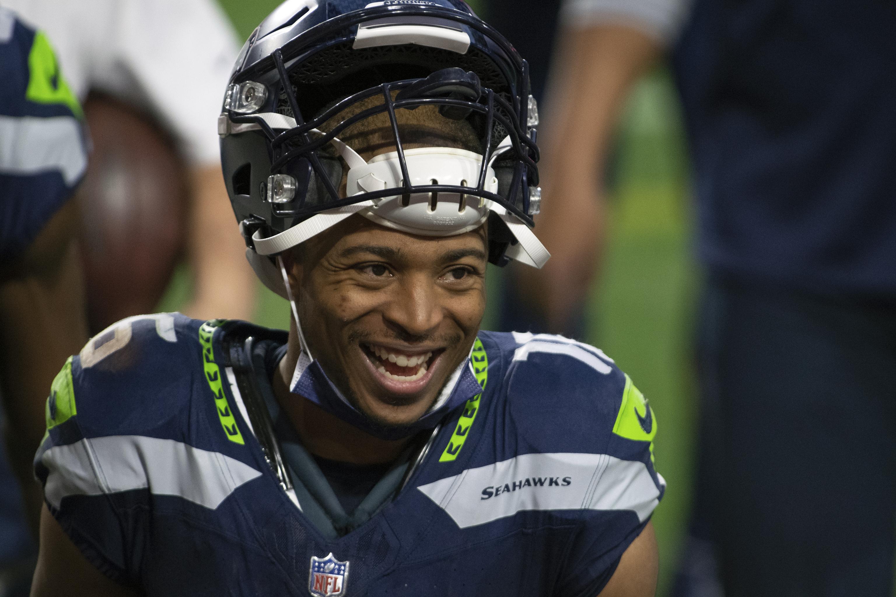 How much cap space the 2022 Seattle Seahawks have as offseason