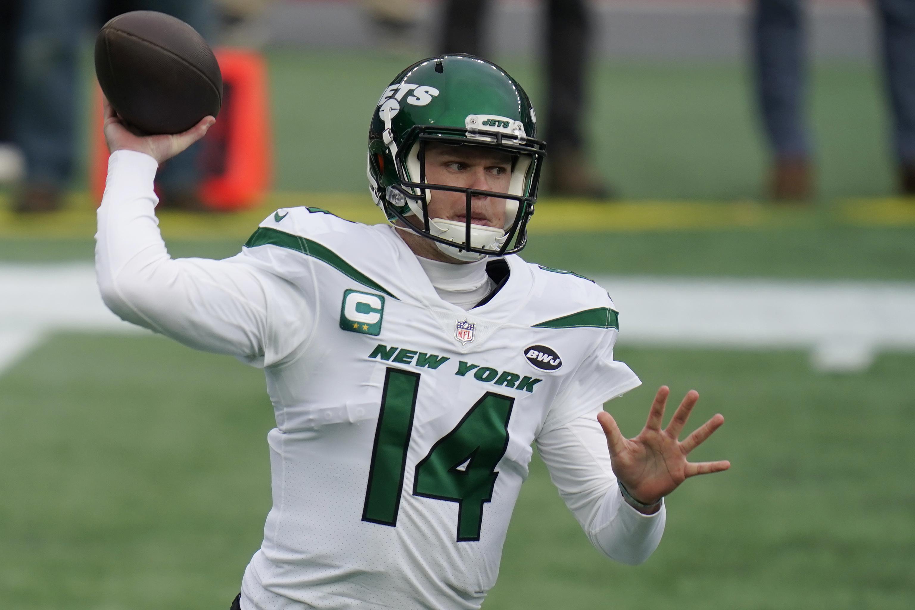 NY Jets: Bleacher Report predicts 'slight uptick' for Sam Darnold in 2020